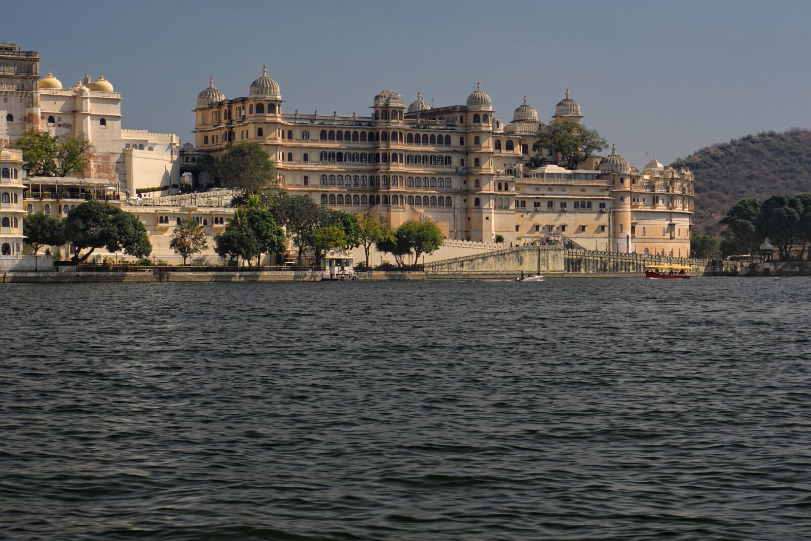 Sony a6000 + Sony E 18-55mm F3.5-5.6 OSS sample photo. City palace, architecture, river photography