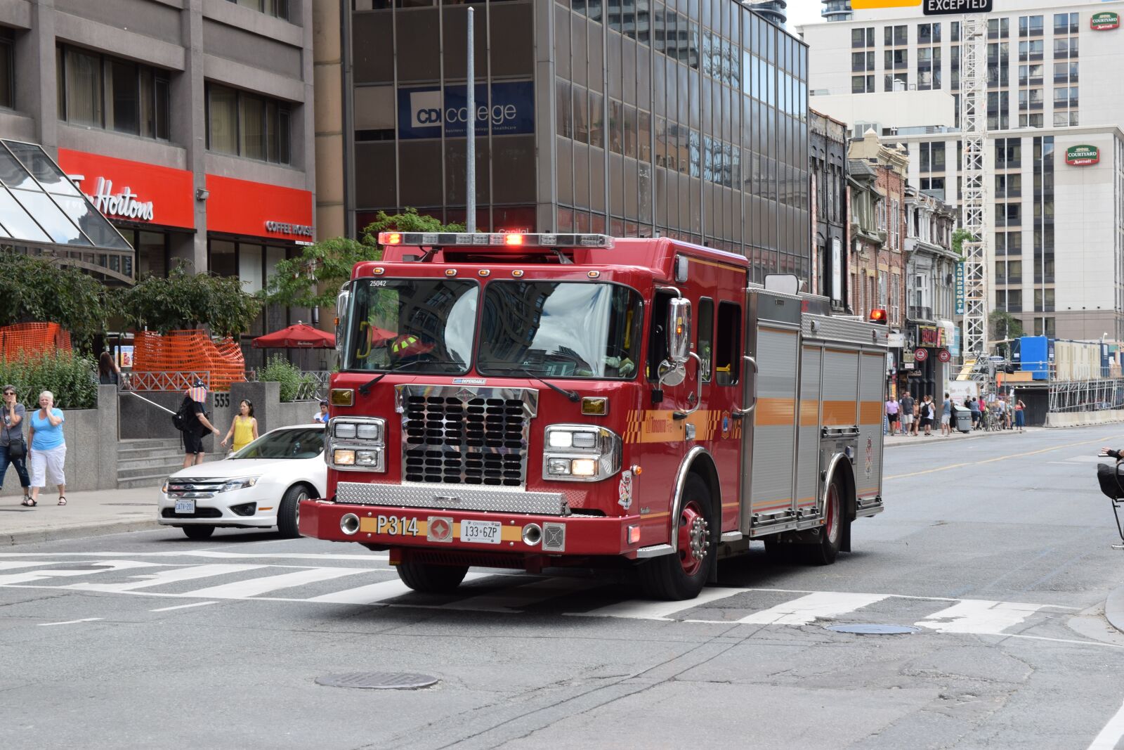 Nikon D5300 sample photo. Fire truck, fire, toronto photography