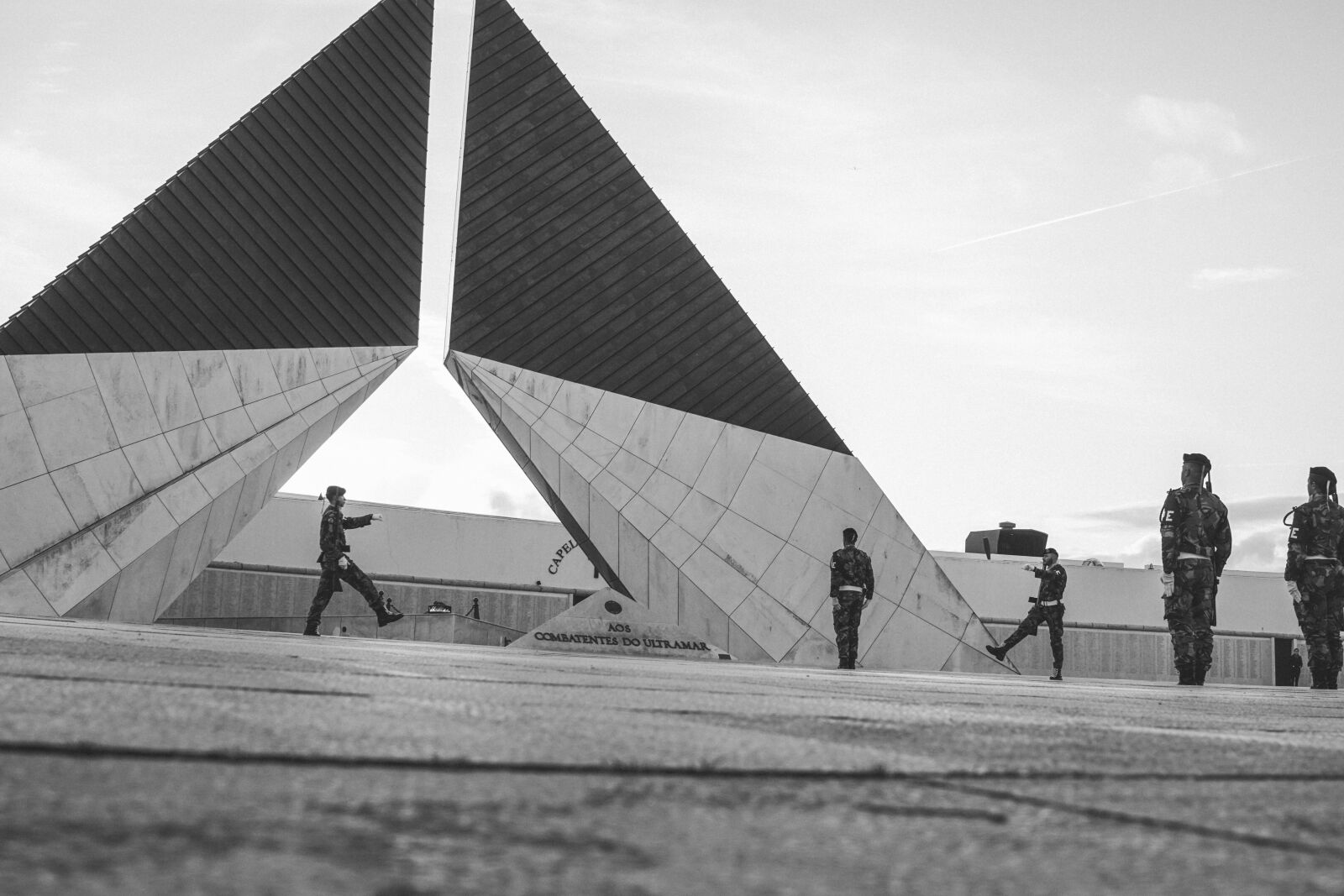 Sony FE 28mm F2 sample photo. People, architecture, travel photography