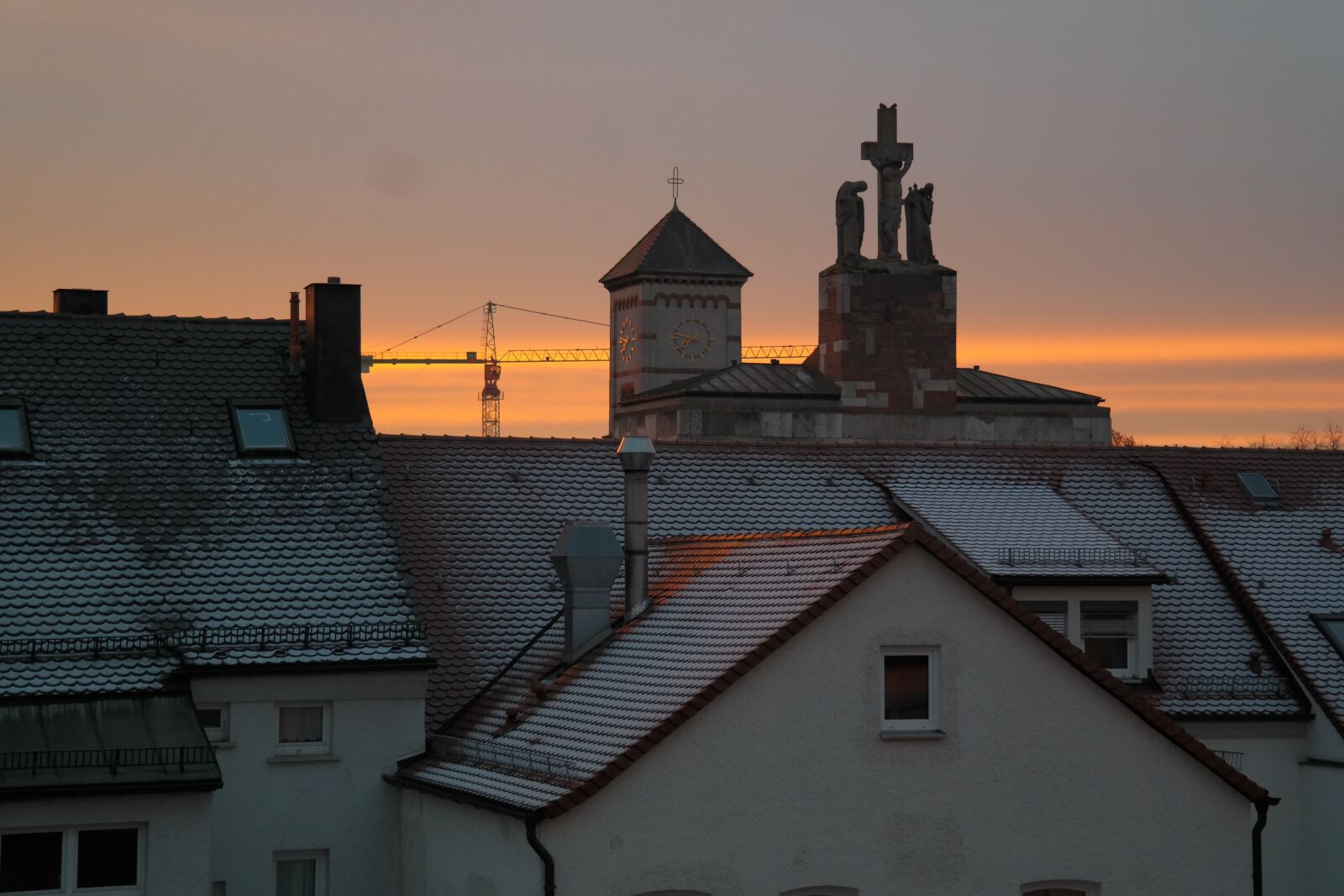 Samsung NX300 sample photo. Houses, church, steeple photography