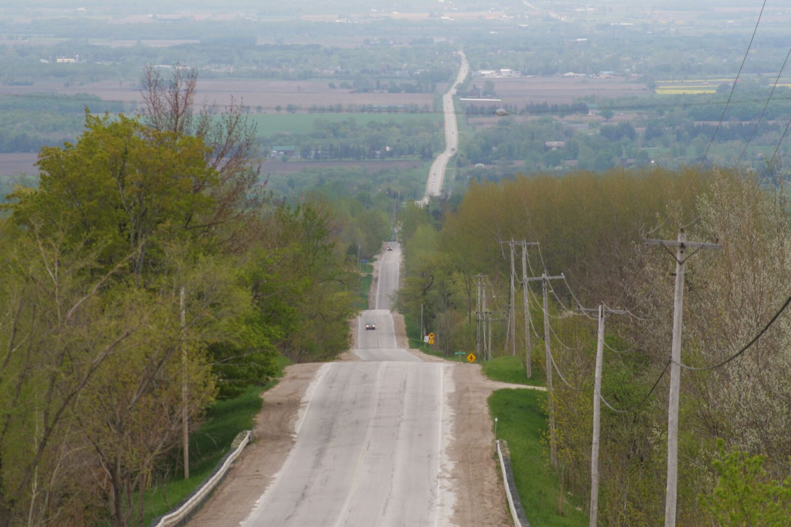 Canon EOS 20D sample photo. Hill, road, highway photography