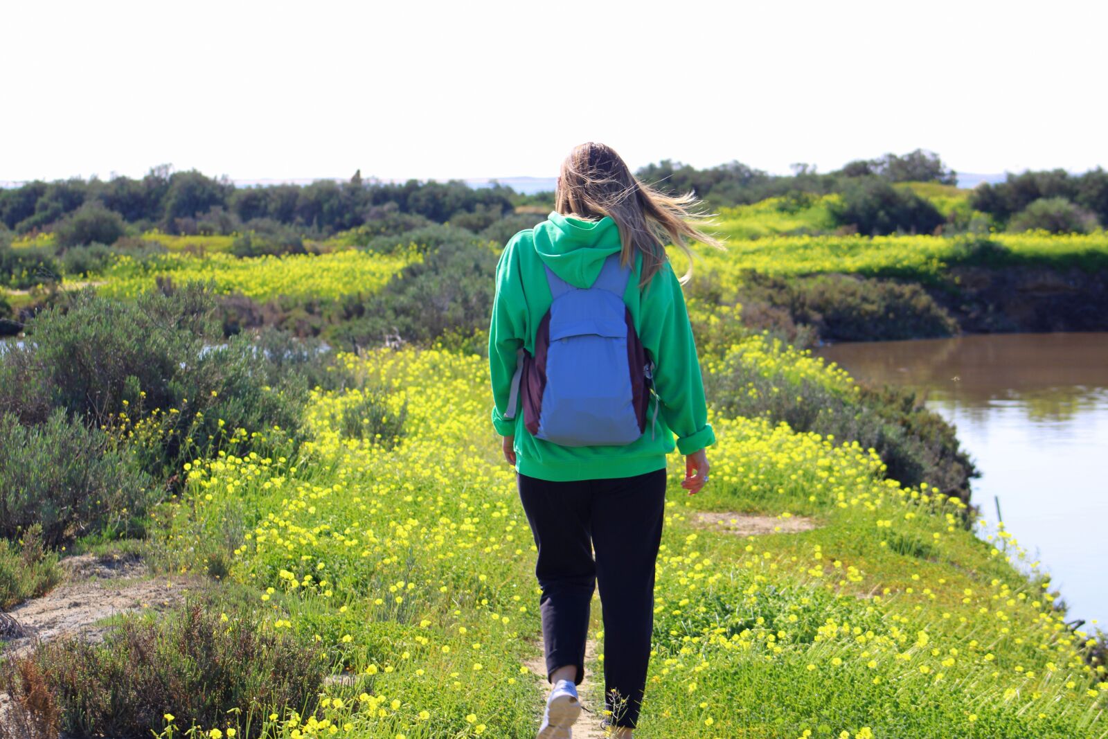 Canon EF75-300mm f/4-5.6 sample photo. Woman, walking, girl photography
