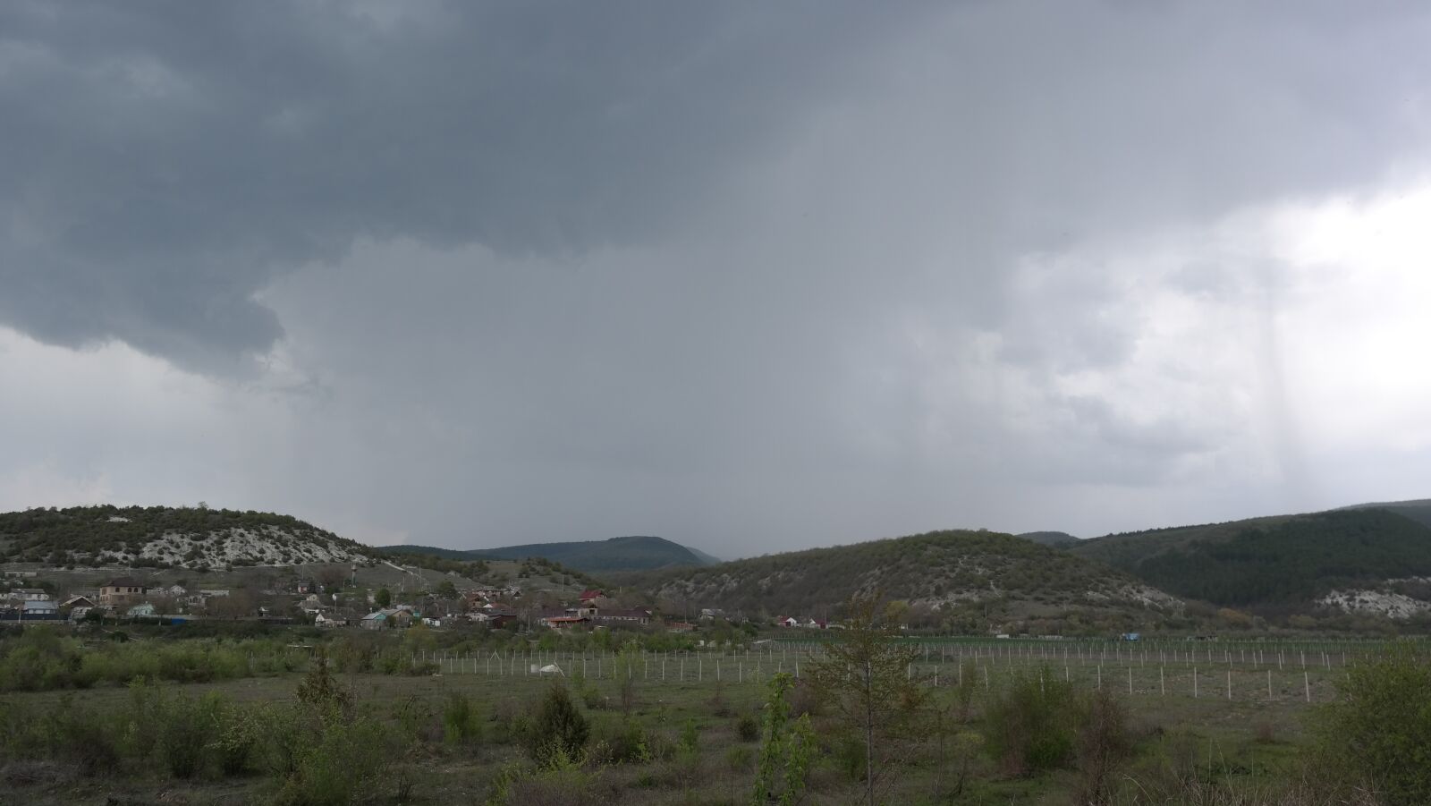 Samsung NX300 sample photo. Mountains, rain, clouds photography