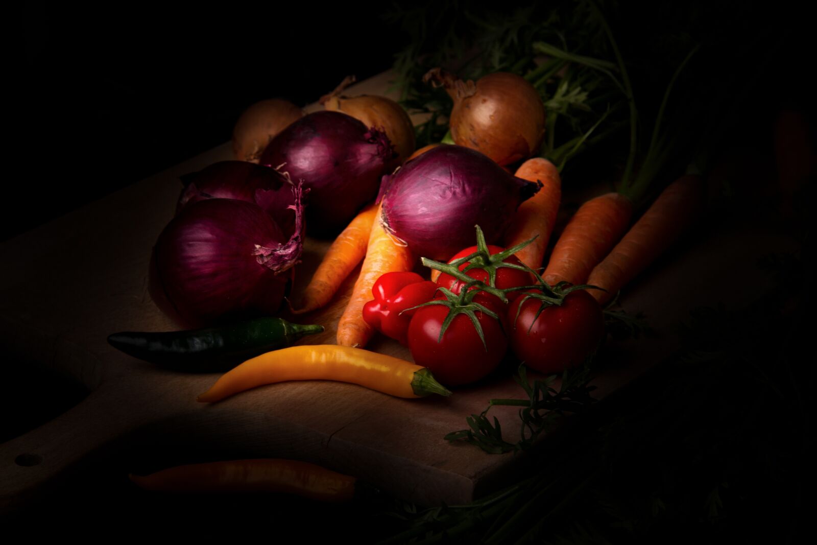 Canon EOS 7D sample photo. Vegetables, dark mood, food photography
