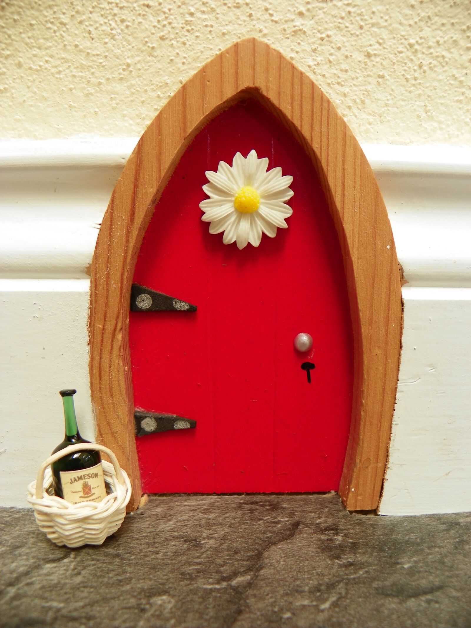 Kodak EasyShare Z981 sample photo. Fairy, fairy door, miniature photography