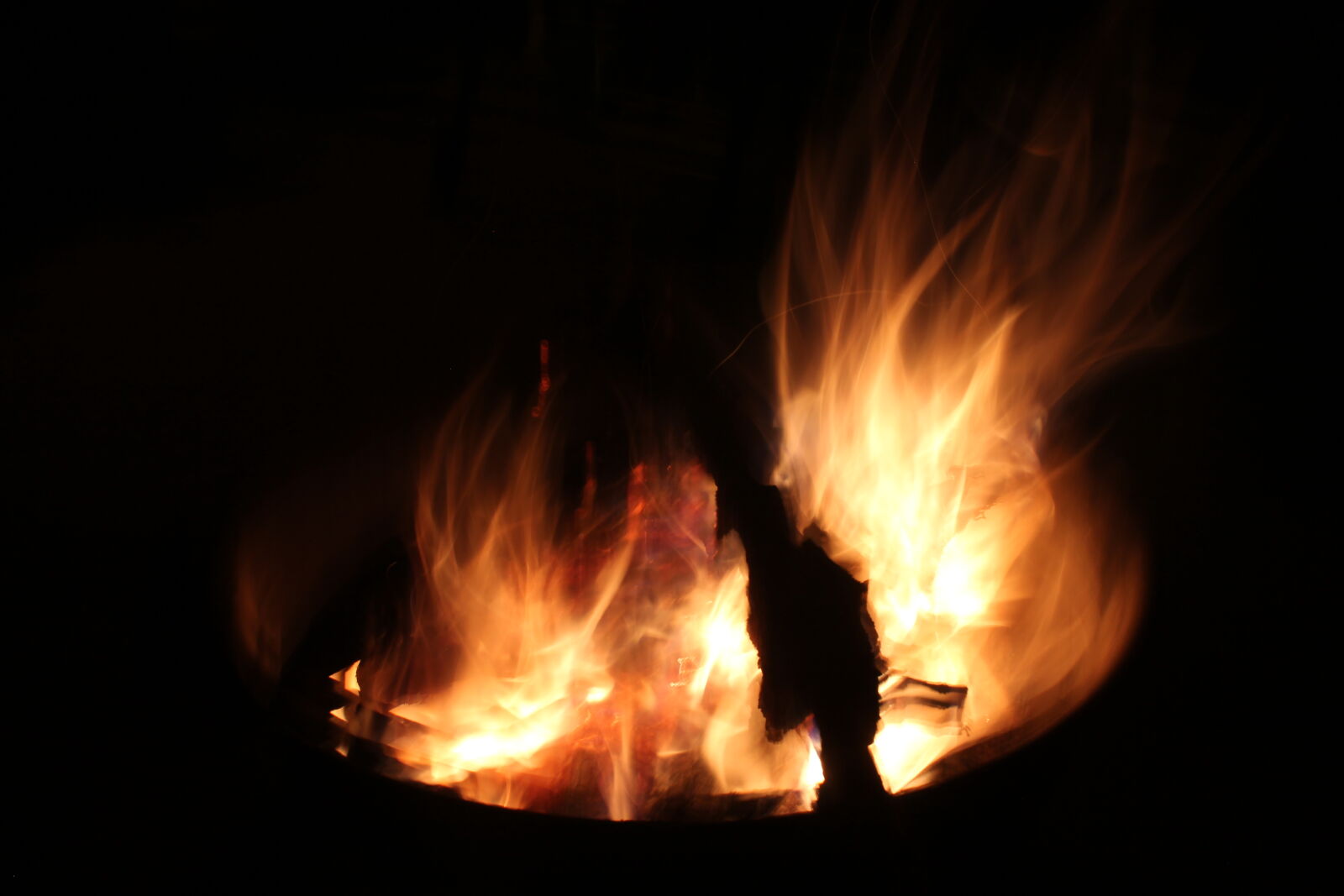 Canon EOS 1100D (EOS Rebel T3 / EOS Kiss X50) sample photo. Fire photography