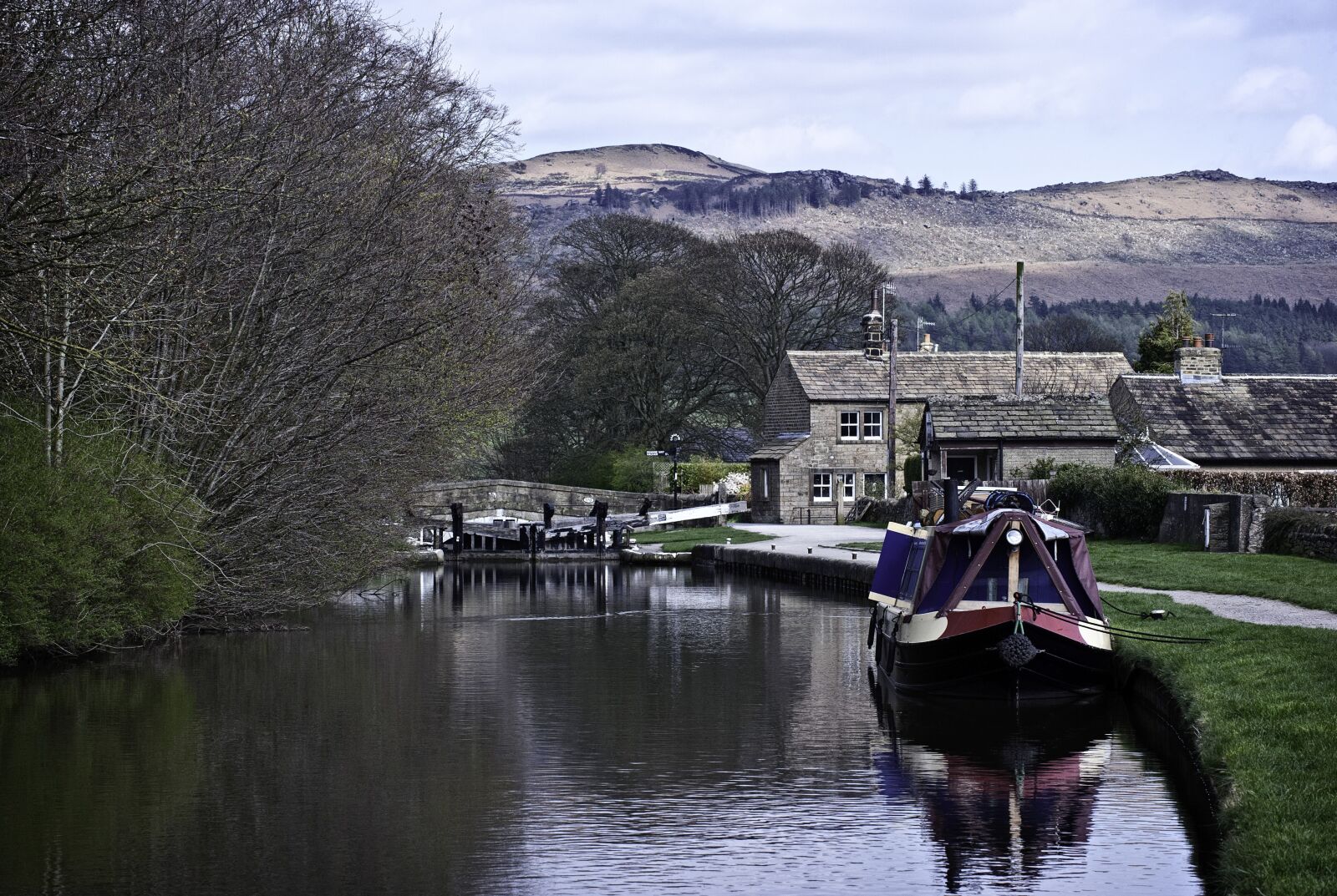 Nikon D700 sample photo. Leeds, liverpool, canal photography