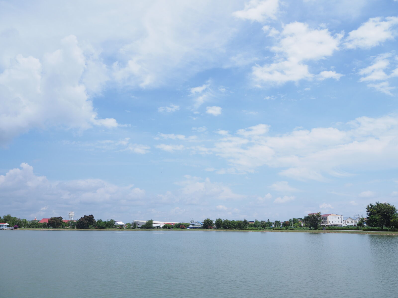 Olympus OM-D E-M10 II sample photo. Blue, blue, sky, clouds photography