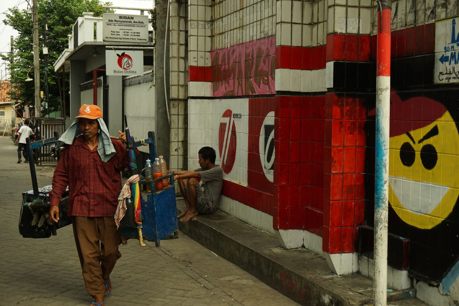 Sony a6000 sample photo. Life, street, work photography