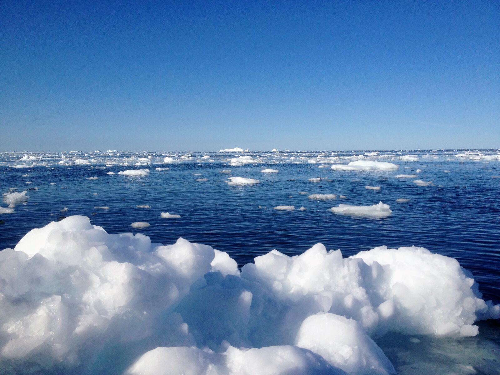 Apple iPhone 4S sample photo. Arctic, ice, sea photography