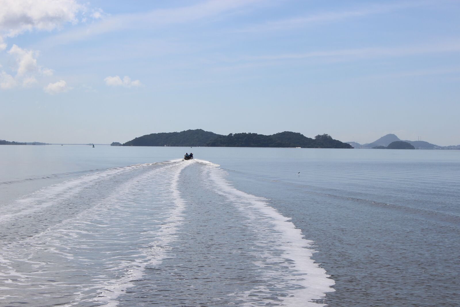 Canon EOS 600D (Rebel EOS T3i / EOS Kiss X5) sample photo. Boat, mar, vessel photography