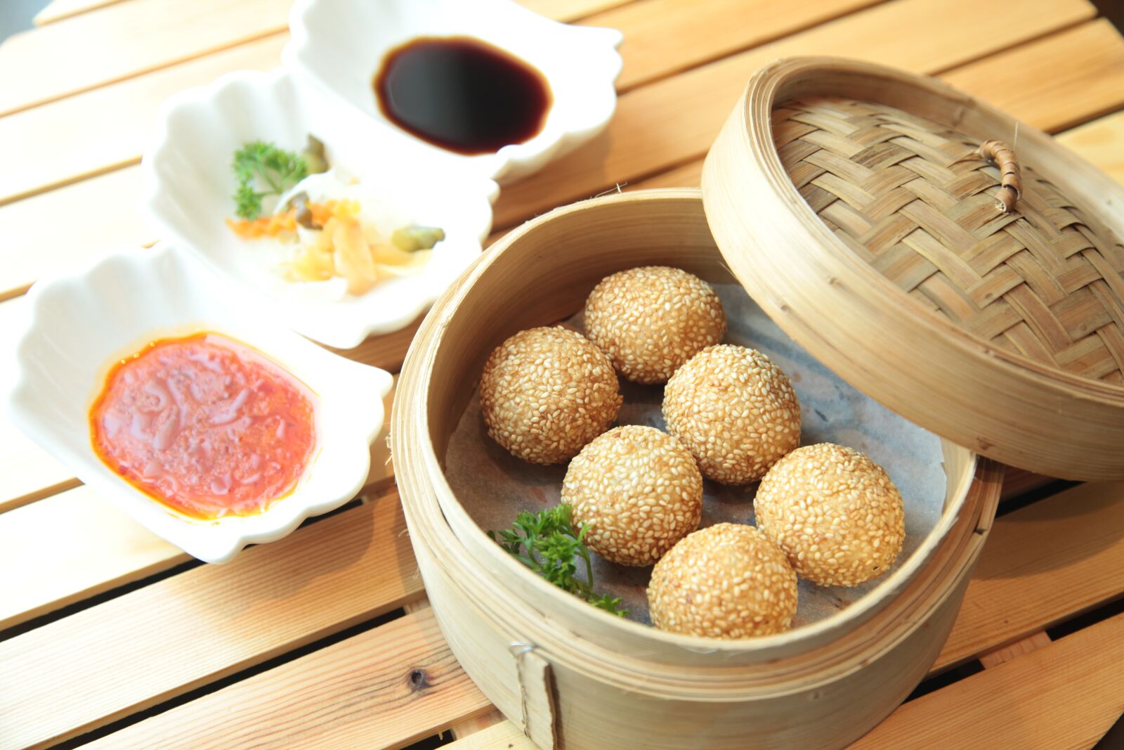 Canon EOS 5D Mark II sample photo. Asian food, dimsum, cuisine photography