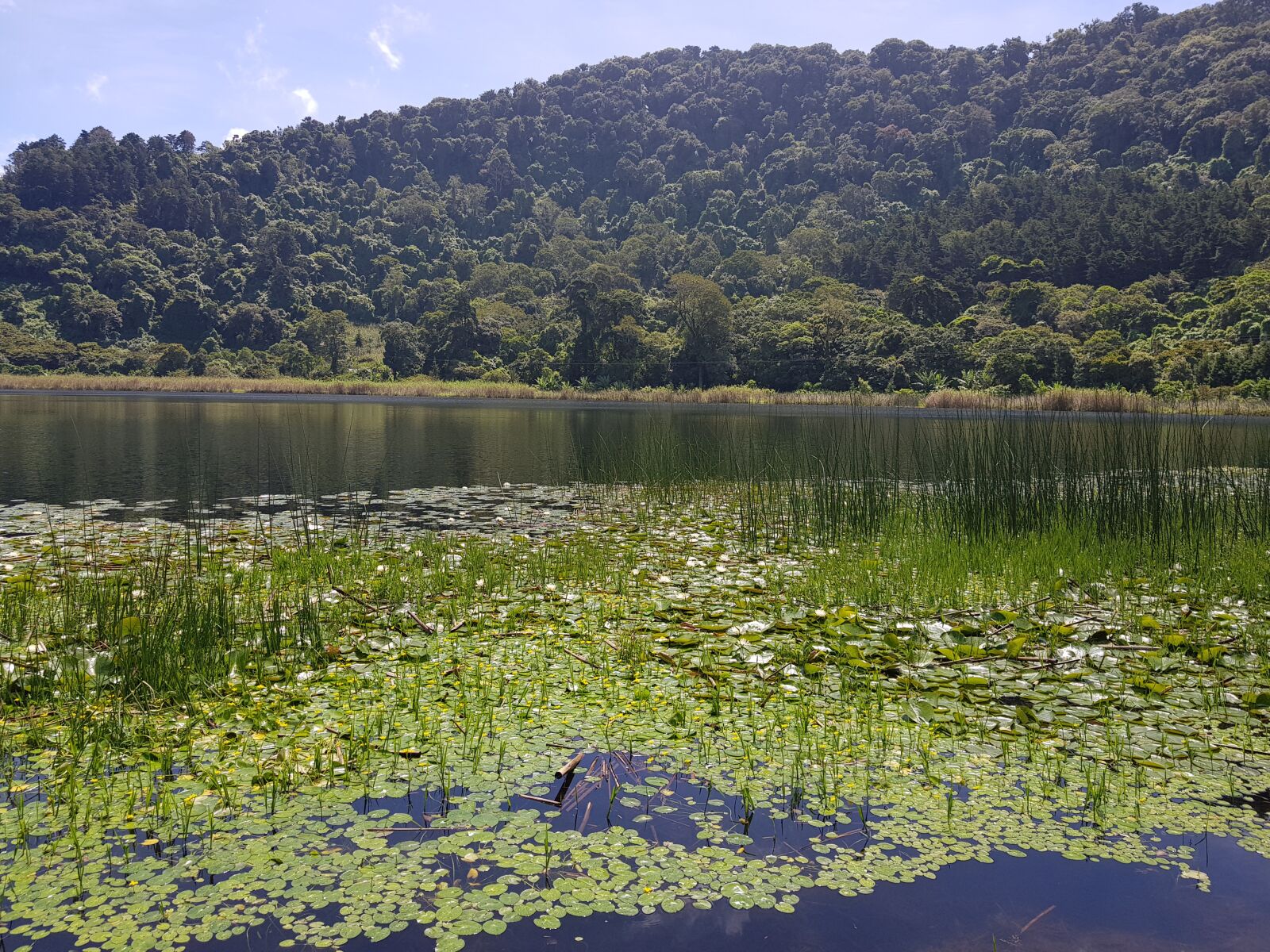 Samsung Galaxy S8+ sample photo. Landscape, el salvador, lake photography