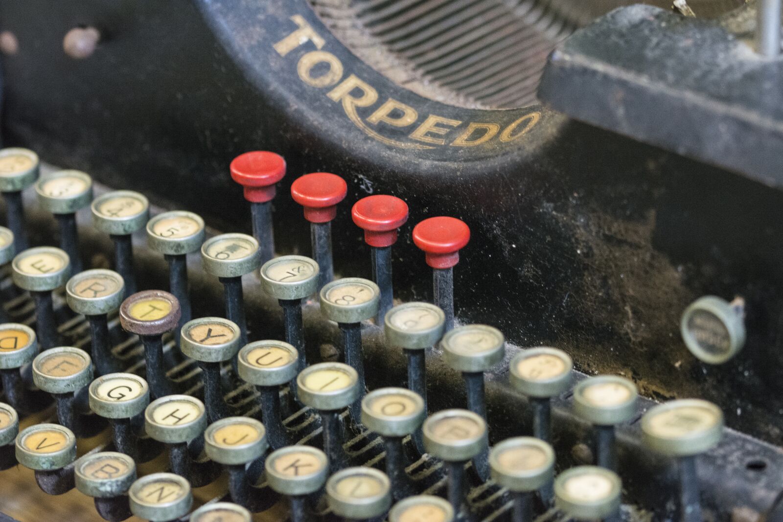 Nikon D5200 sample photo. Typewriter, keys, vintage photography