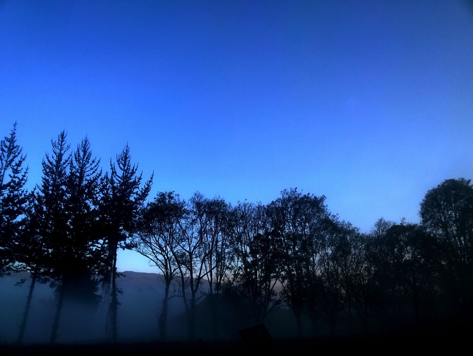 Nokia Lumia 735 sample photo. Sky, landscape, dawn photography