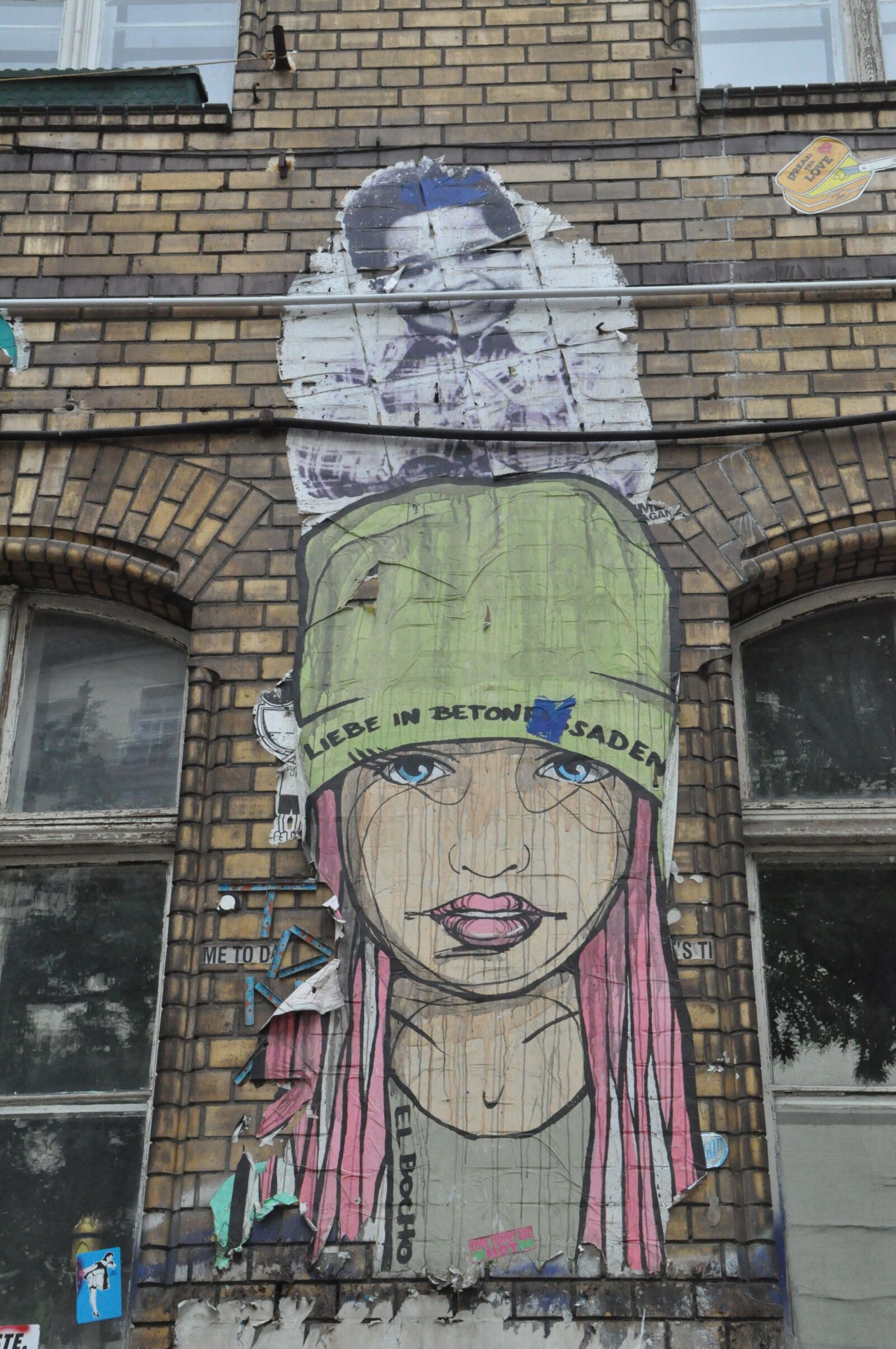 Nikon D5000 sample photo. Berlin, street art, graffiti photography