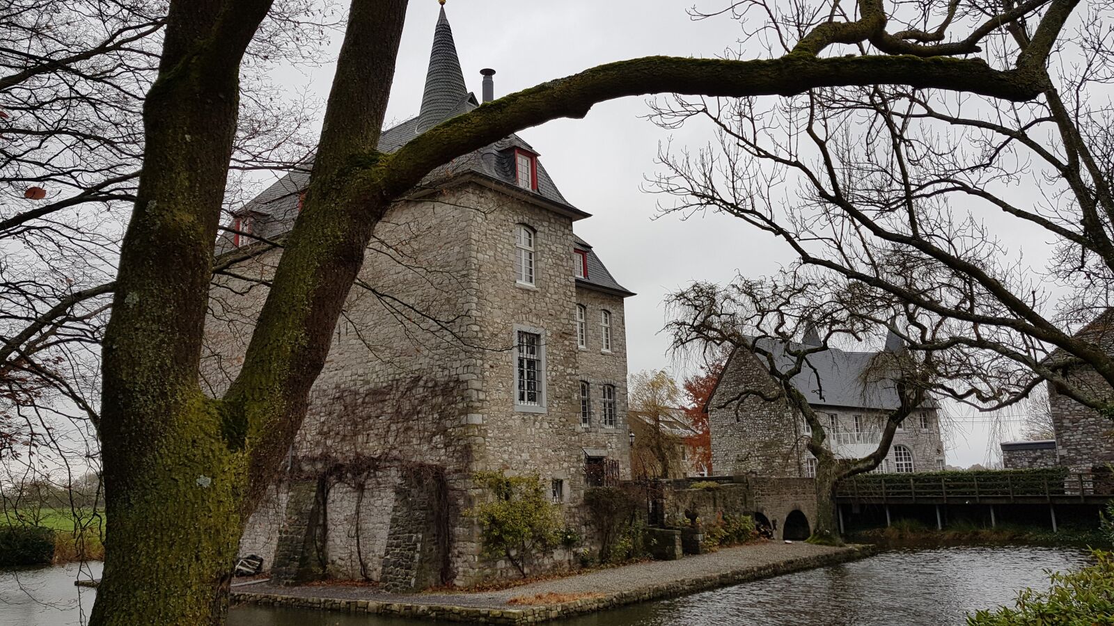 Samsung Galaxy S8 sample photo. Castle, lock, fortress photography