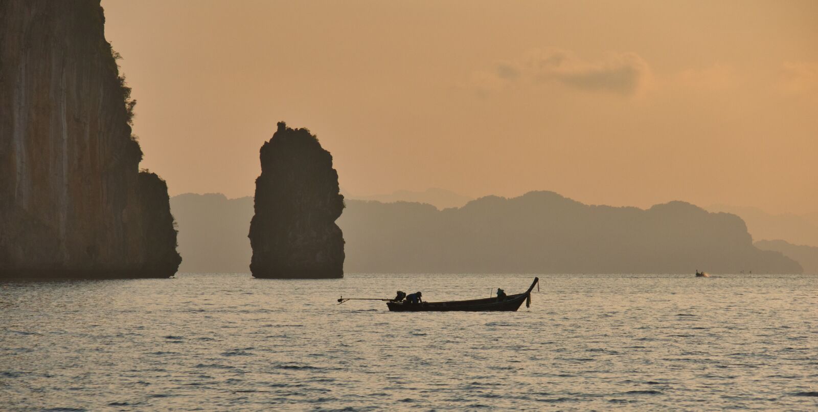 Canon PowerShot G3 X sample photo. Rock, pinnacle, long tail photography