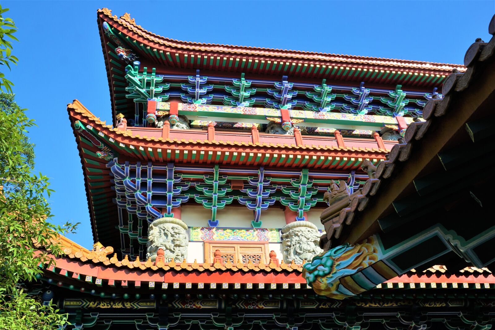 Sony ILCA-77M2 + Sony DT 16-50mm F2.8 SSM sample photo. Temple, pagoda, roof photography