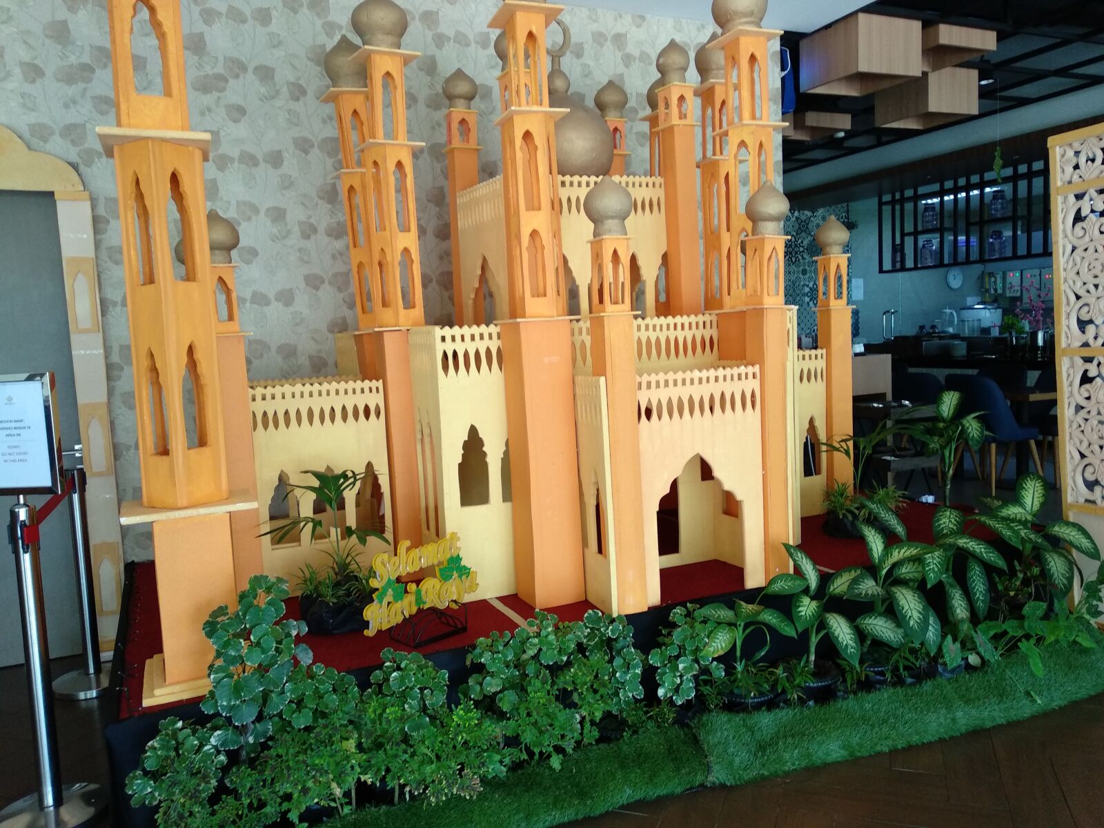 Xiaomi Mi A1 sample photo. Ramadhan mubarak, hotel, holiday photography