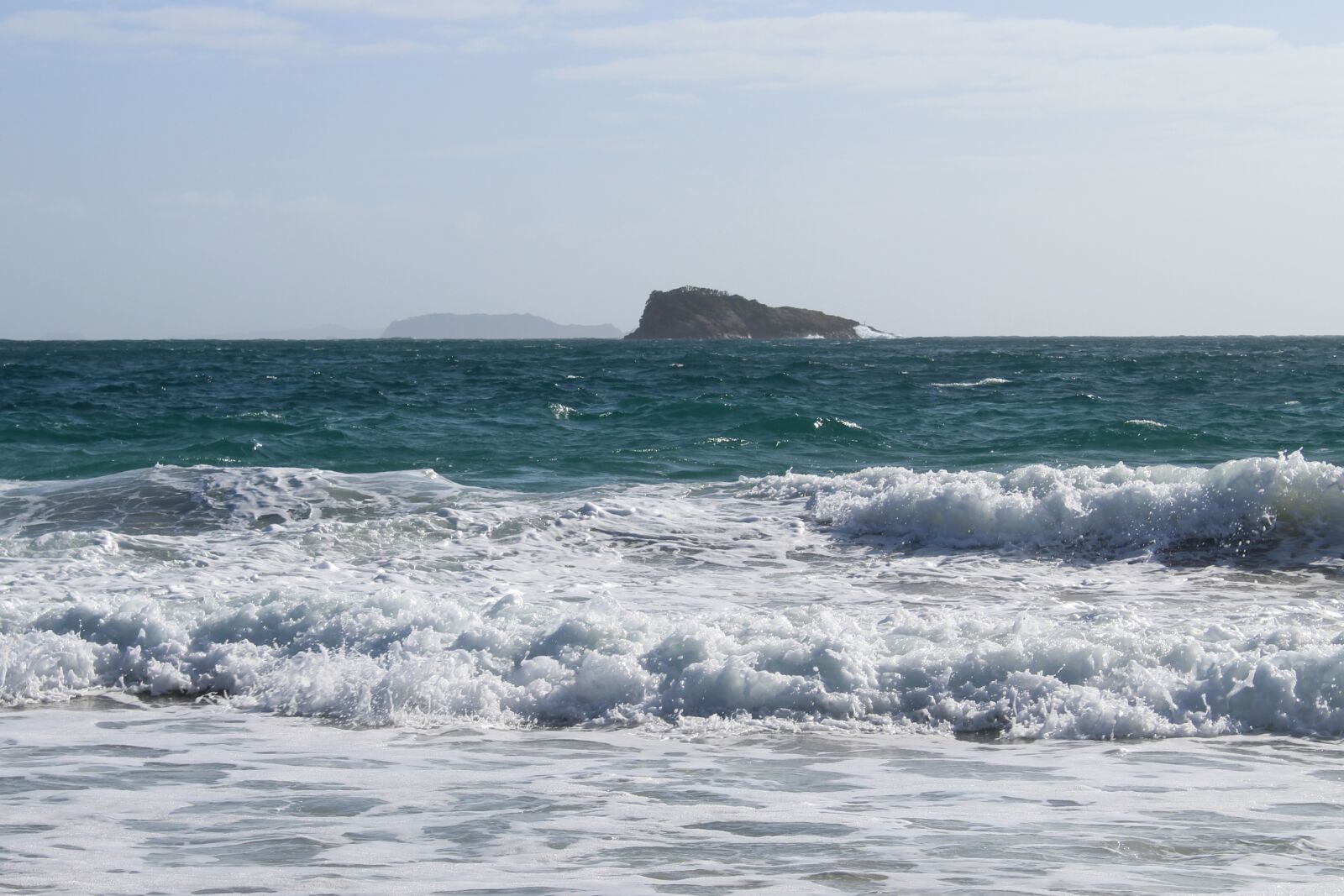 Canon EOS 1300D (EOS Rebel T6 / EOS Kiss X80) sample photo. Sea, water, wave photography