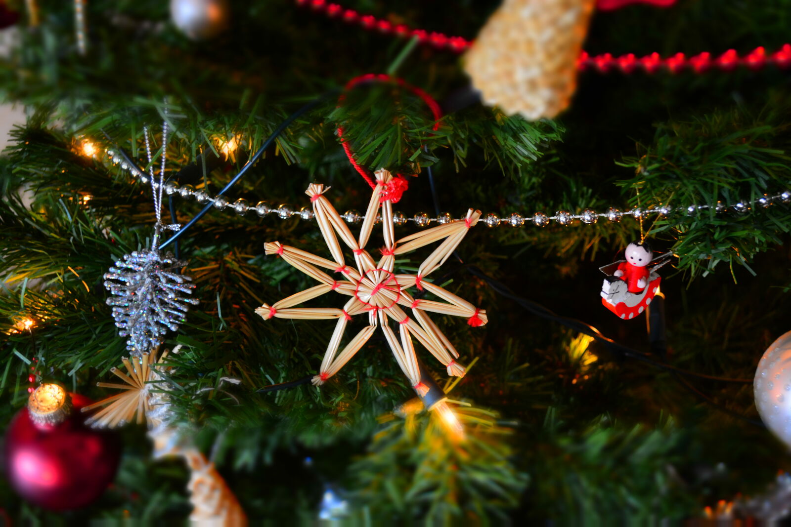 Nikon D5200 sample photo. Close, up, of, christmas photography