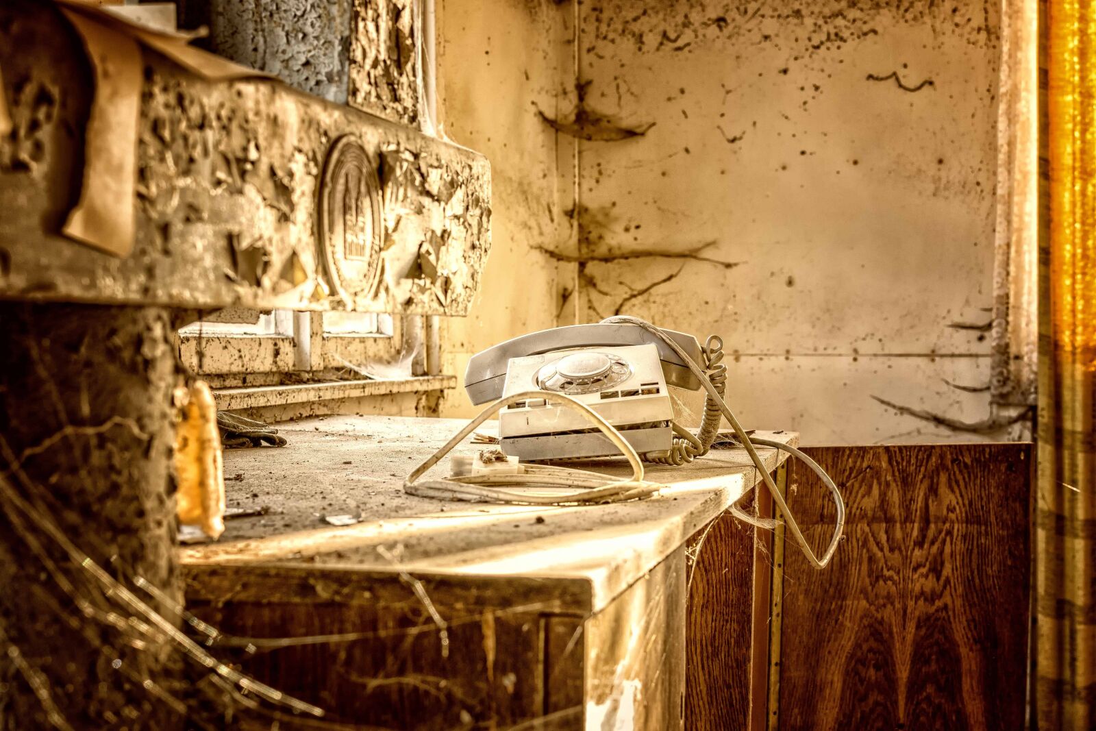 Nikon D3300 sample photo. Cobweb, phone, cable, abandoned photography