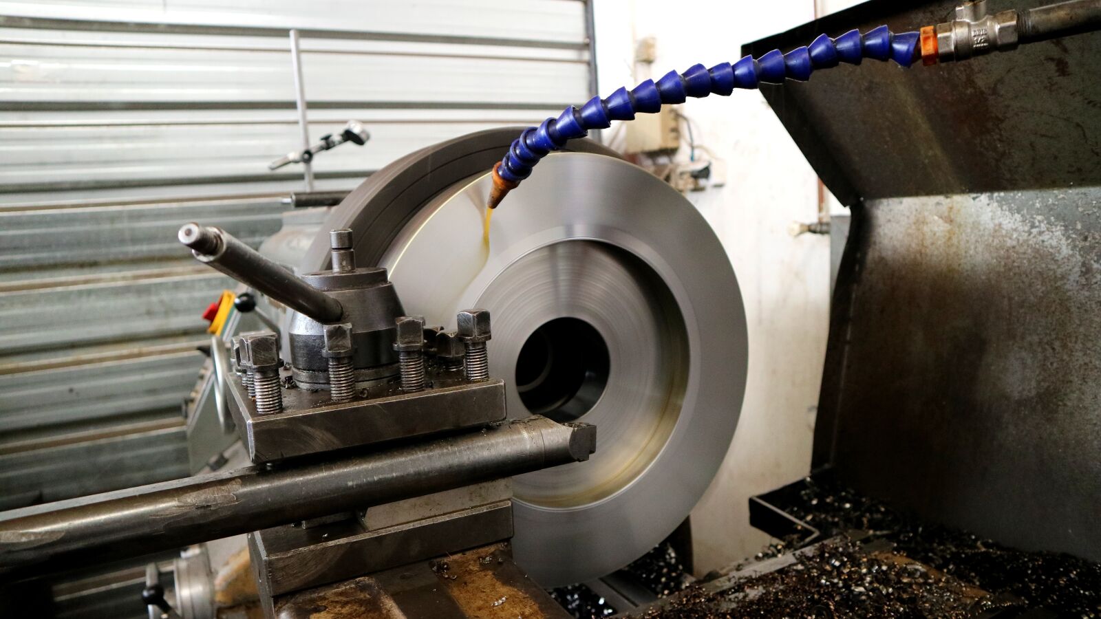 Canon EOS M3 sample photo. Industry, grinder, steel photography