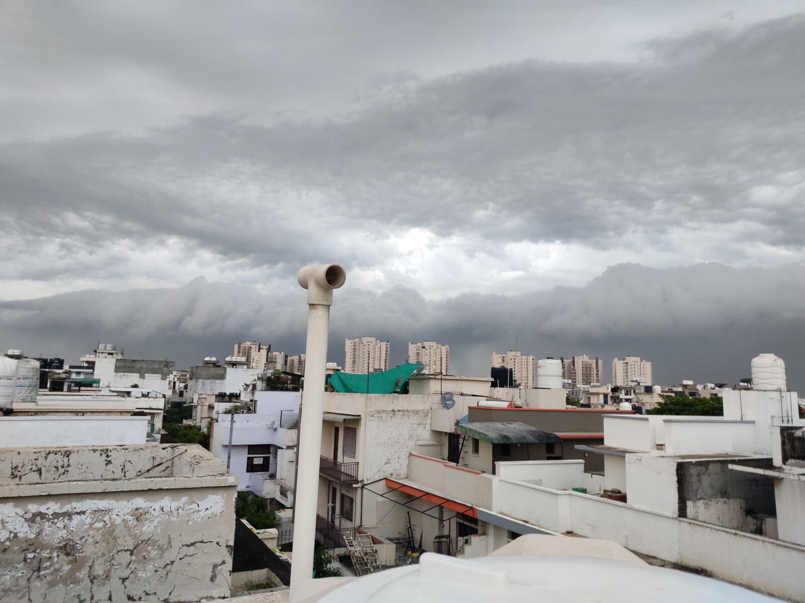 Xiaomi Redmi Note 7 Pro sample photo. Clouds, winds, weather photography