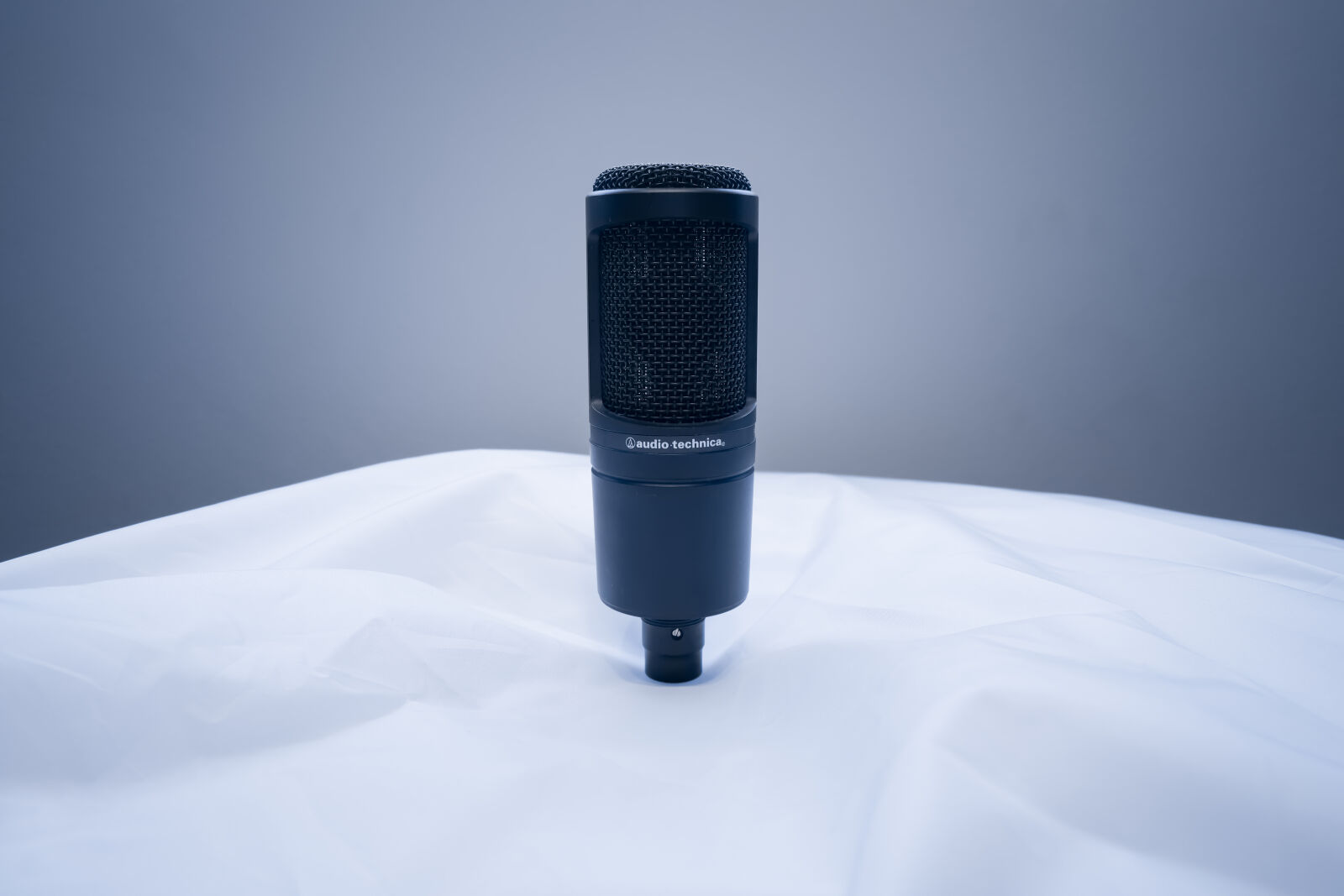 Samsung NX1 sample photo. Audio, microphone, studio photography