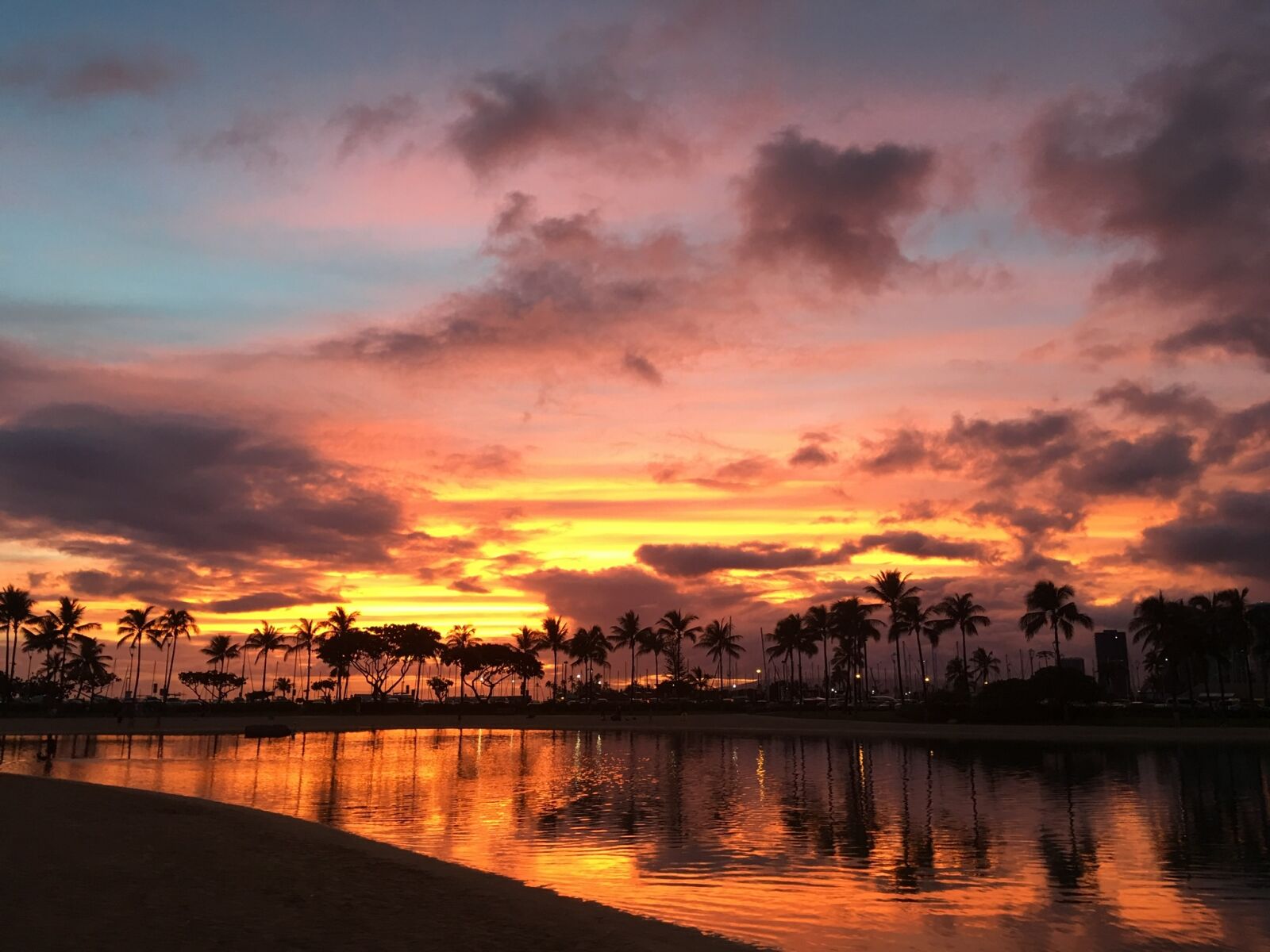 Apple iPhone 6s Plus sample photo. Hawaii, sunset, cloud photography