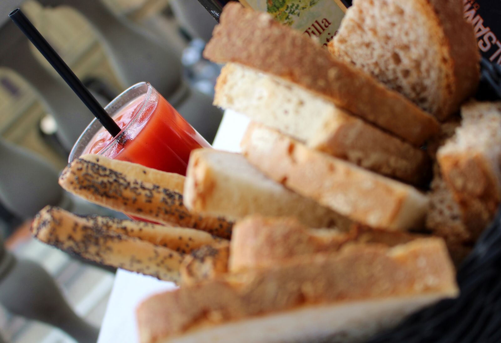 Canon EOS 100D (EOS Rebel SL1 / EOS Kiss X7) sample photo. Bread, from, tuscany photography