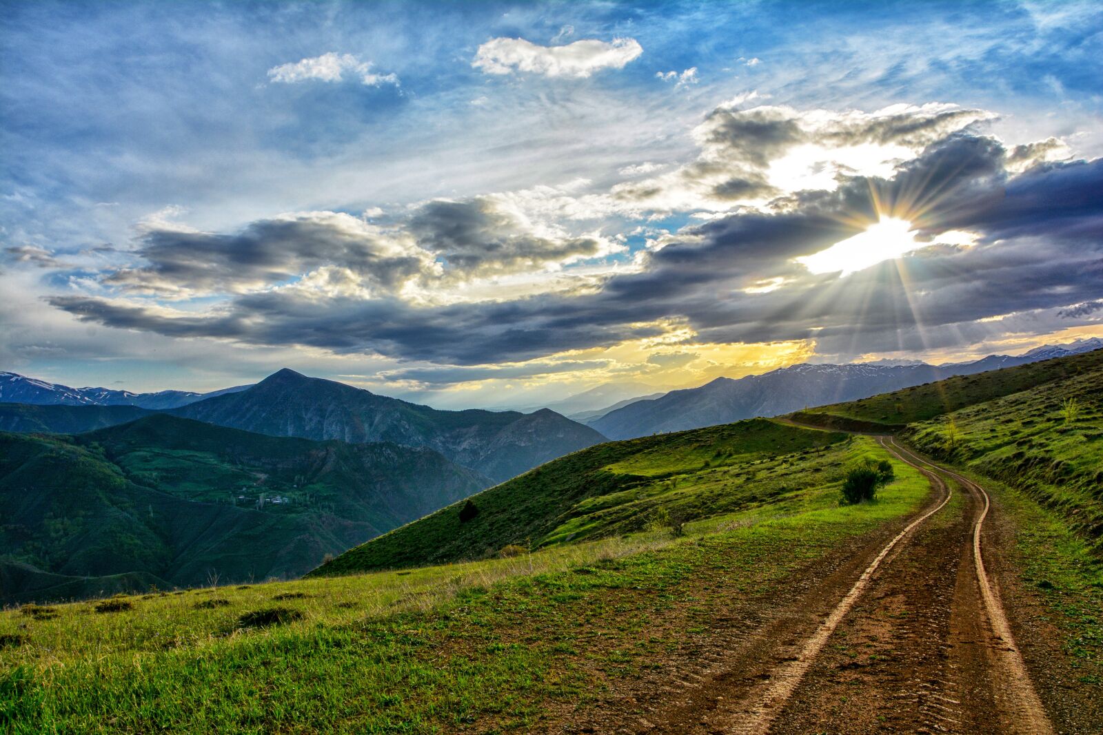 Nikon D7100 sample photo. Clouds, atmosphere, great photography