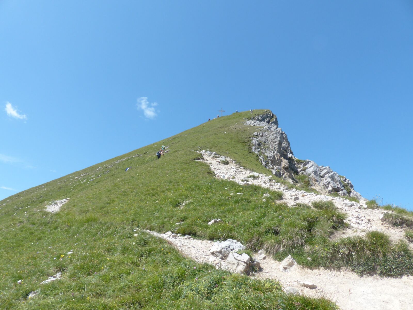 Panasonic Lumix DMC-FZ200 sample photo. Schochen top, hike, mountain photography