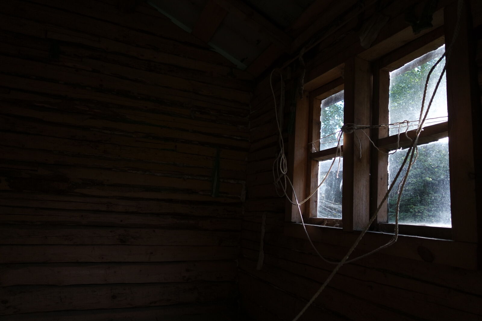 Samsung NX-M 9-27mm F3.5-5.6 ED OIS sample photo. The light of cottage photography