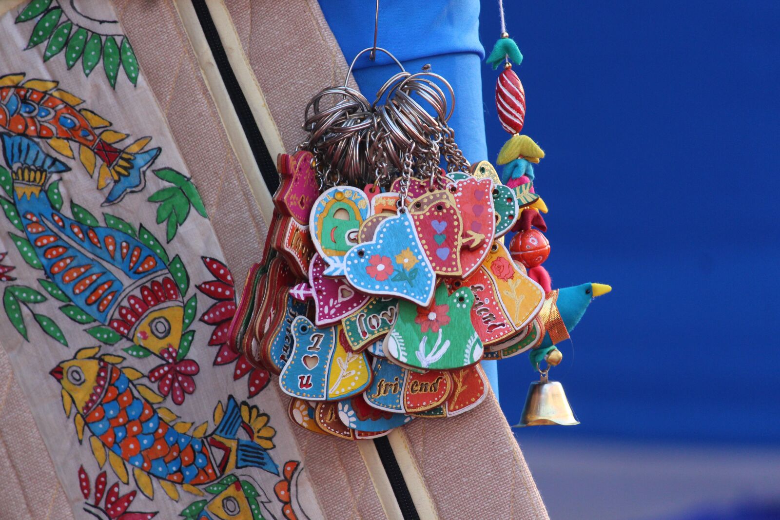 Canon EOS 700D (EOS Rebel T5i / EOS Kiss X7i) sample photo. Keys, decoration, creative photography
