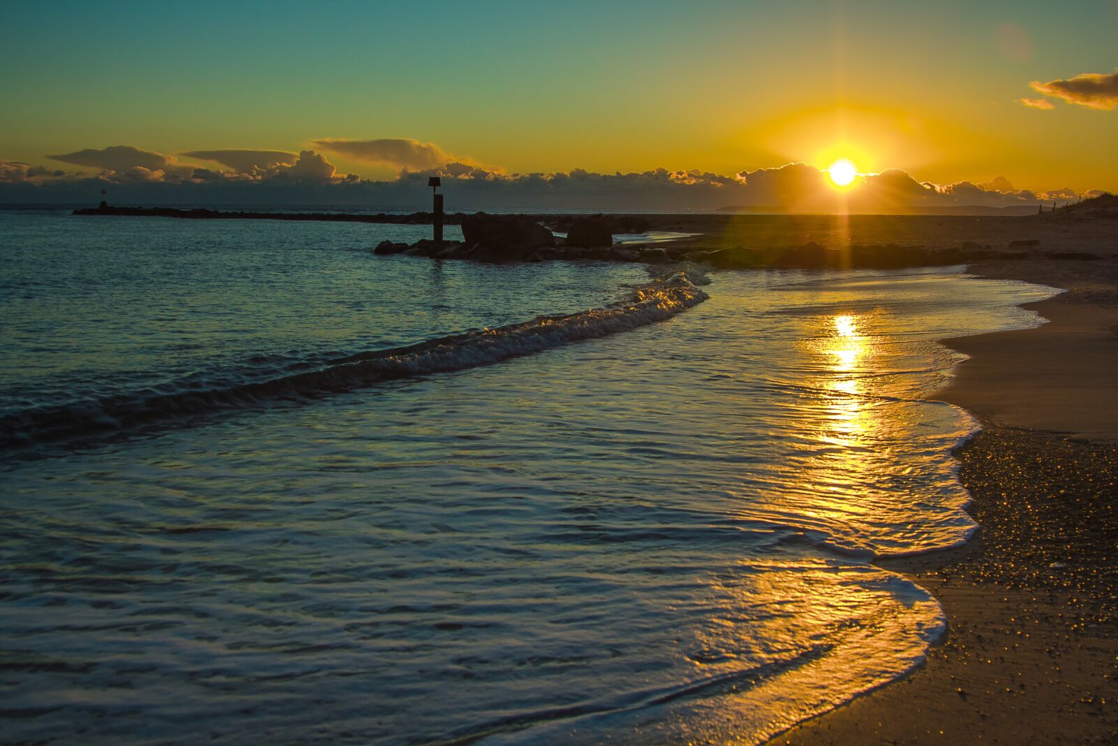 Canon EOS 60D + Canon EF 24-105mm F4L IS USM sample photo. Beach, in the evening photography