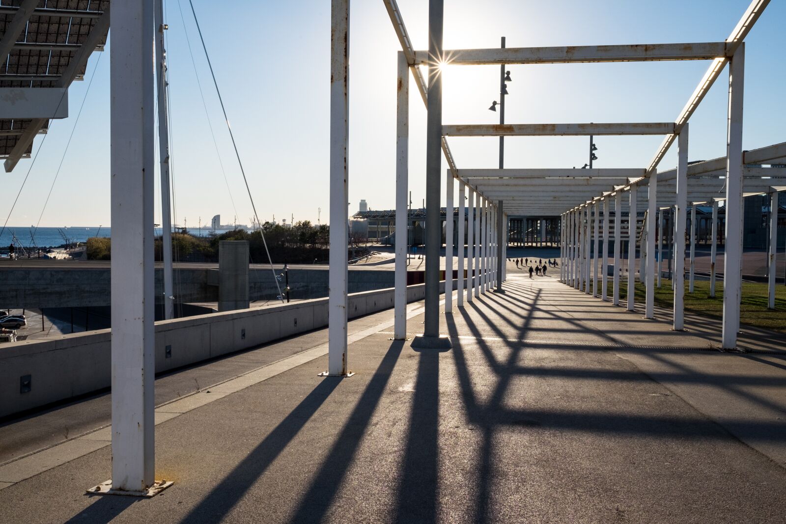 Fujifilm XF 23mm F1.4 R sample photo. Barcelona, forum, shadow photography