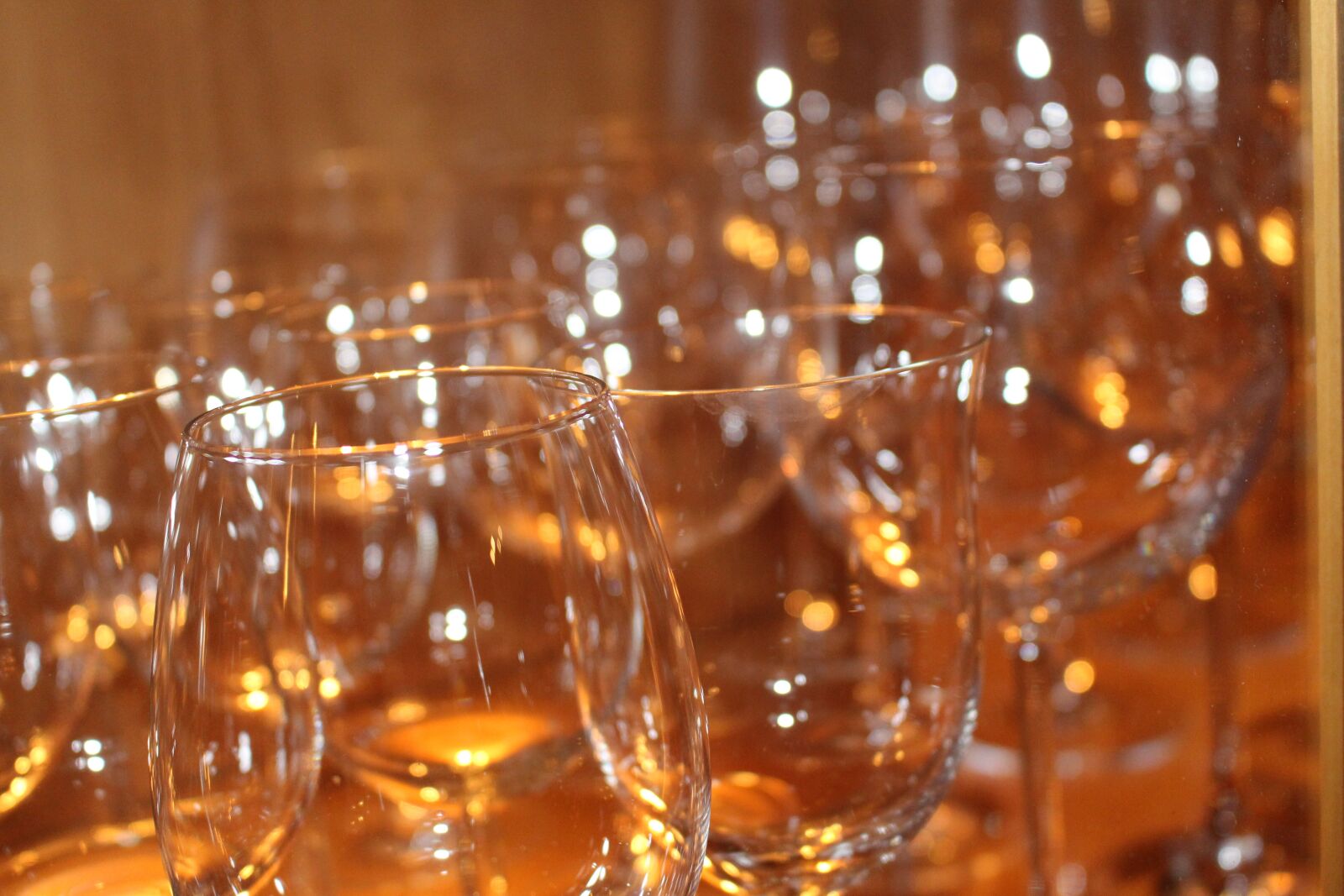Canon EOS 700D (EOS Rebel T5i / EOS Kiss X7i) sample photo. Wine glasses, glass, wine photography