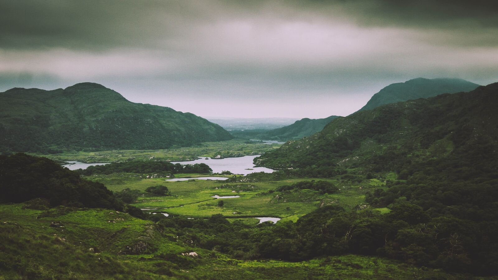 Sony E 16-50mm F3.5-5.6 PZ OSS sample photo. Landscape, ireland, nature photography