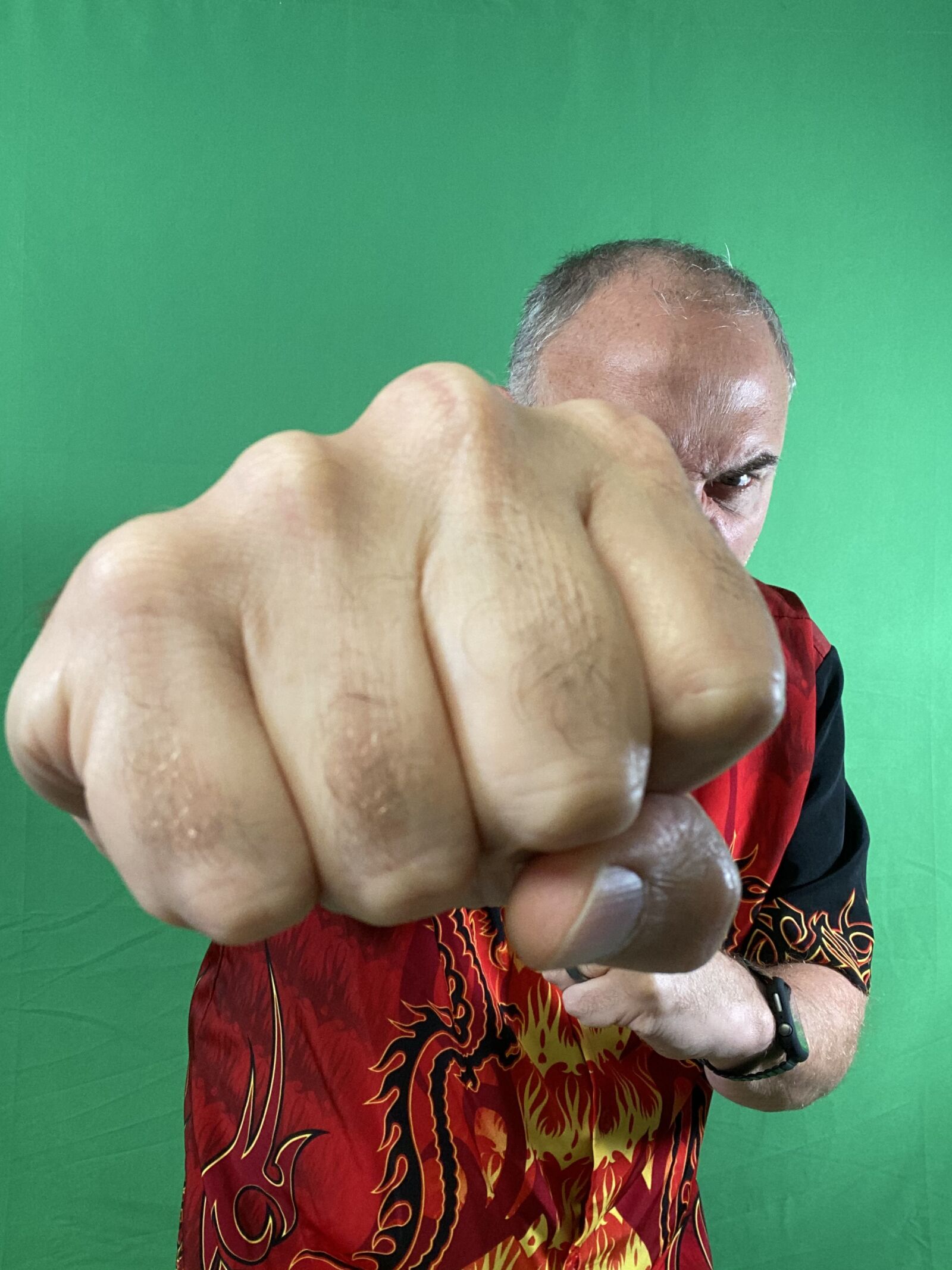 iPhone 11 Pro Max front camera 2.71mm f/2.2 sample photo. Fight, anger, man photography