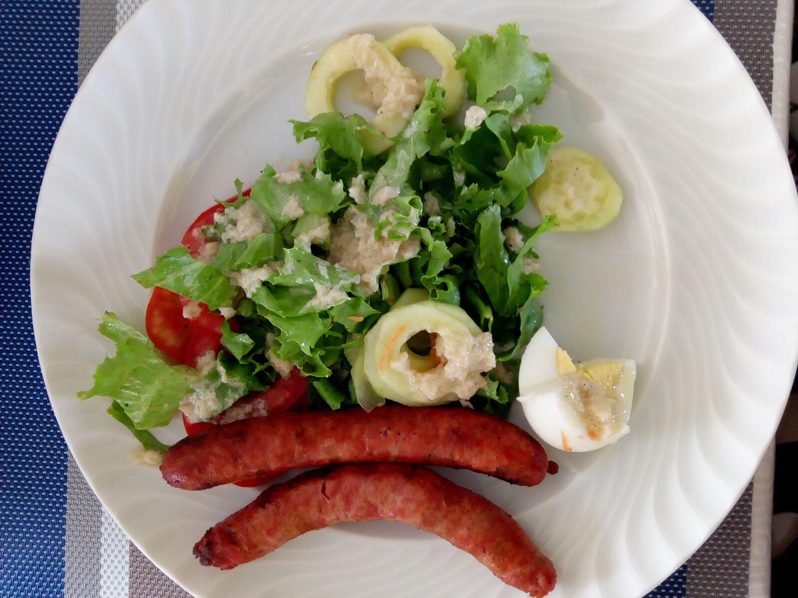 Infinix HOT5 sample photo. Sausages, salad, egg photography