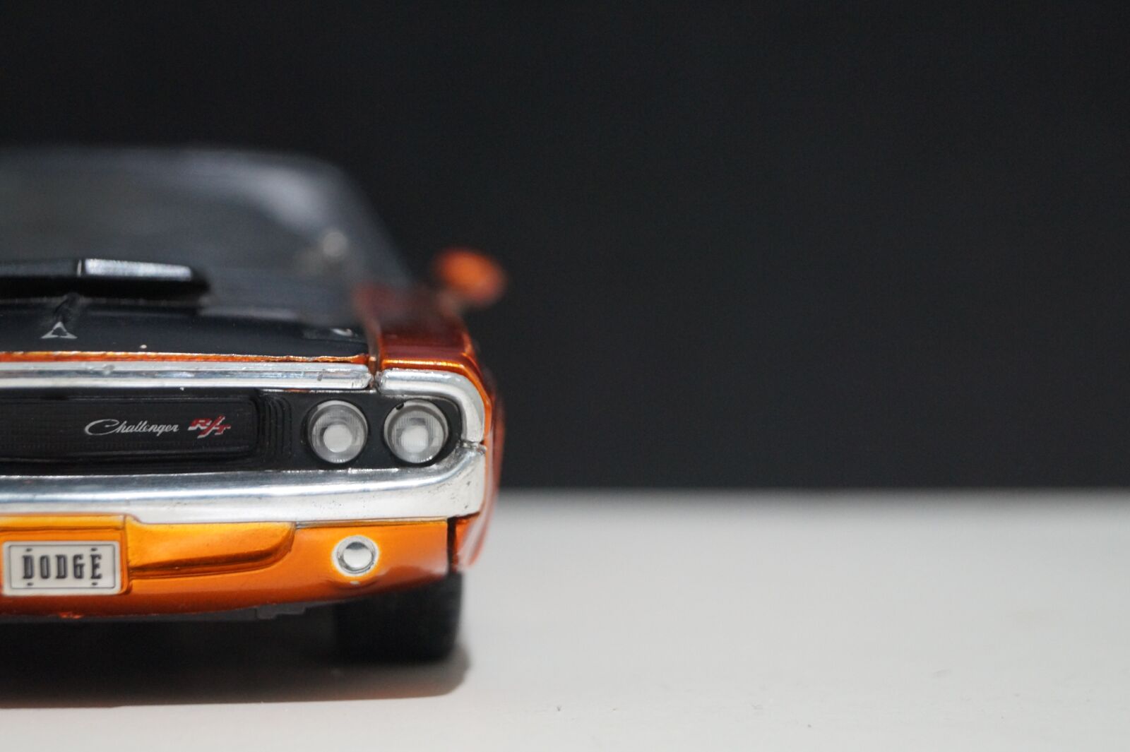 Sony DT 18-55mm F3.5-5.6 SAM II sample photo. Car, miniature, vehicle photography