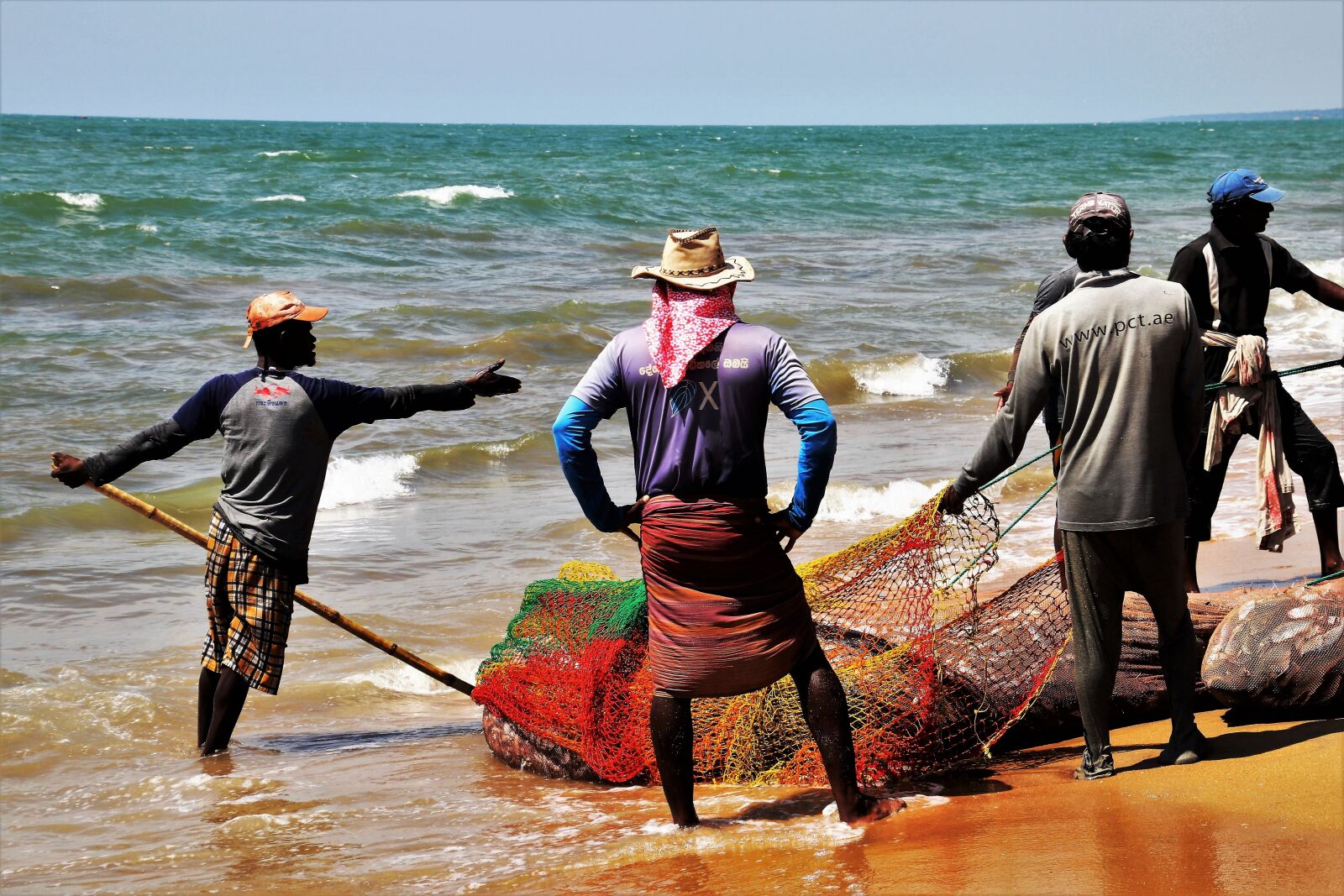 Canon EOS 80D sample photo. The fishermen, network, rope photography