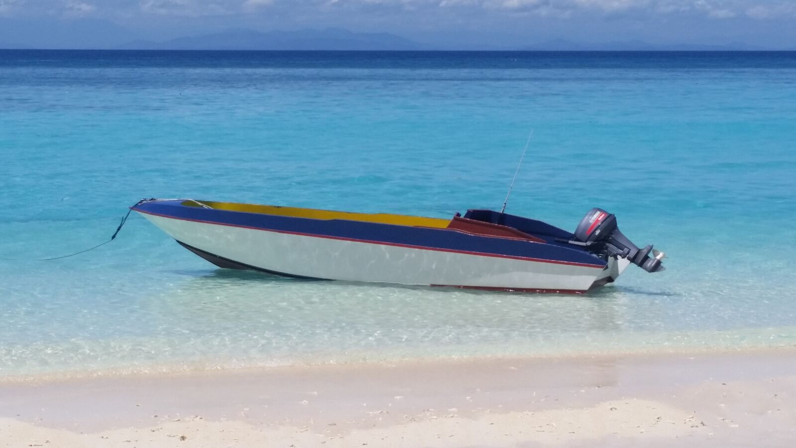 Samsung Galaxy S5 sample photo. Boat, water, ocean photography