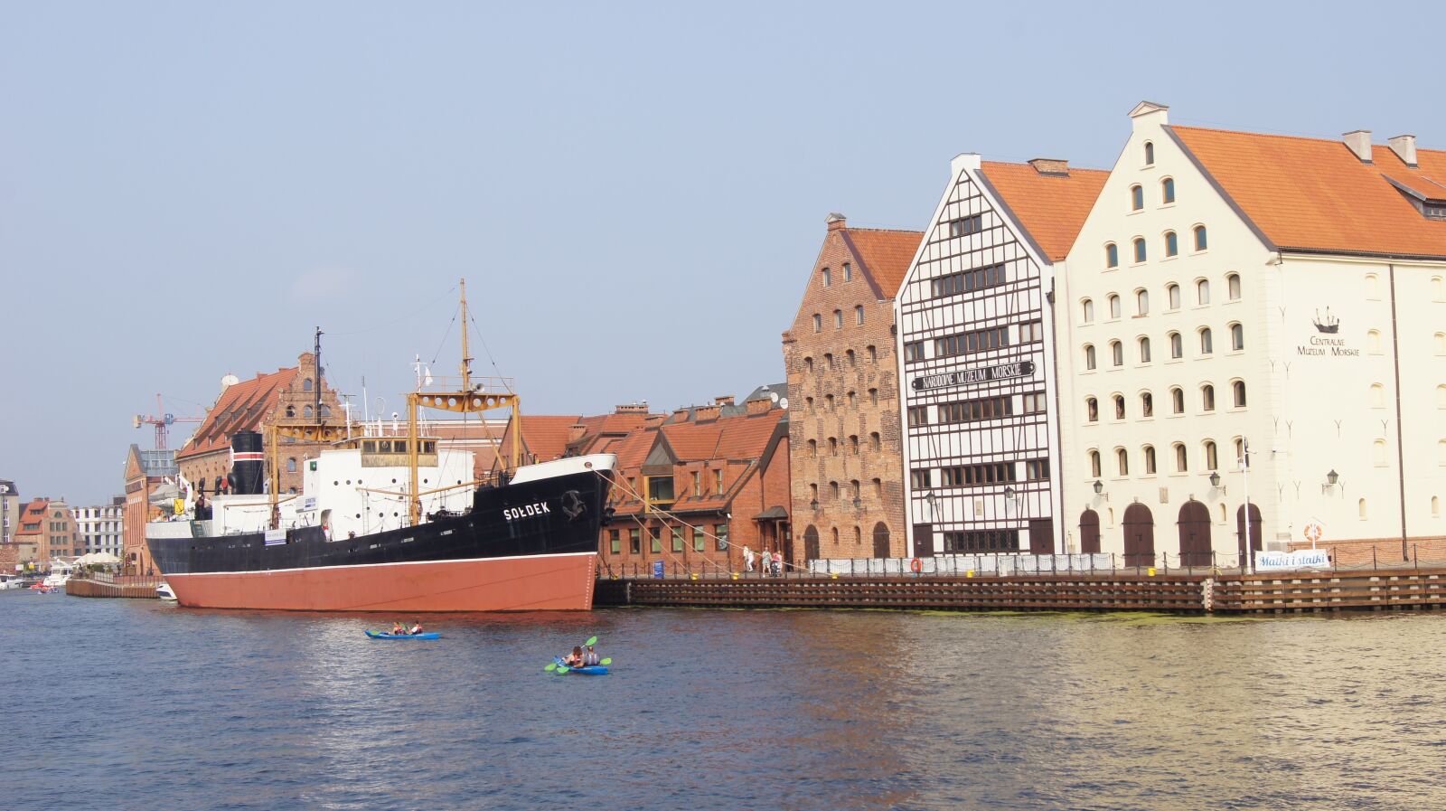 Sony SLT-A55 (SLT-A55V) sample photo. Gdansk, quay, poland photography
