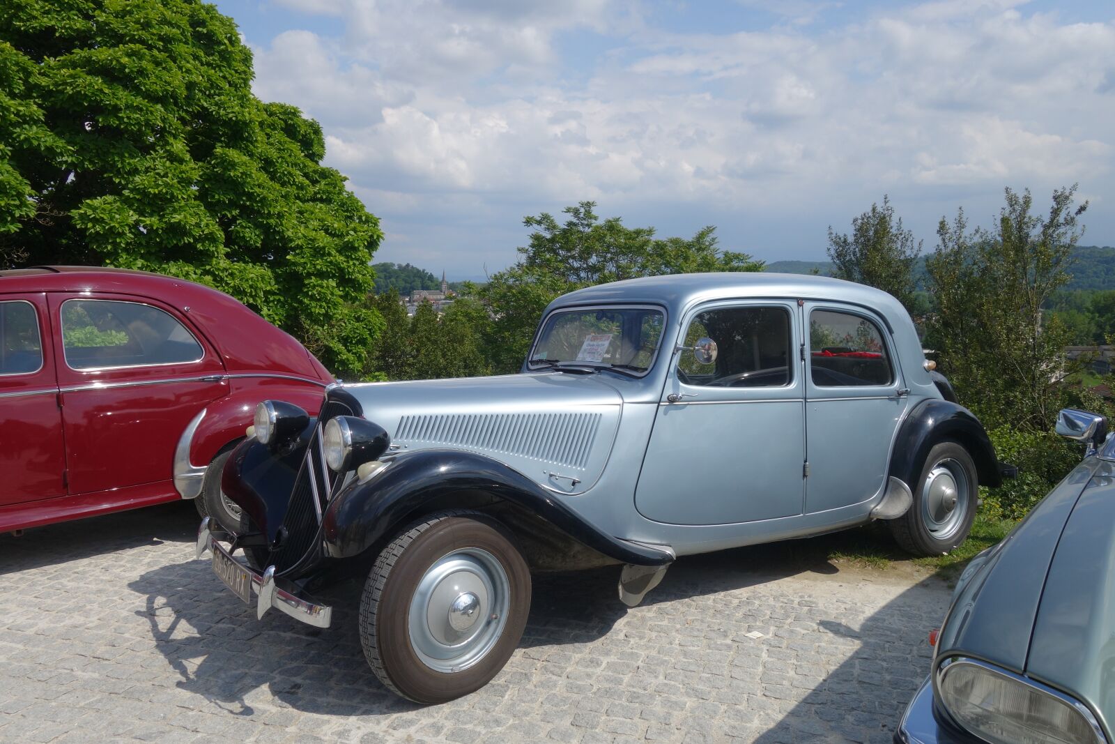 Sony Cyber-shot DSC-RX100 II sample photo. Old car, citro n photography