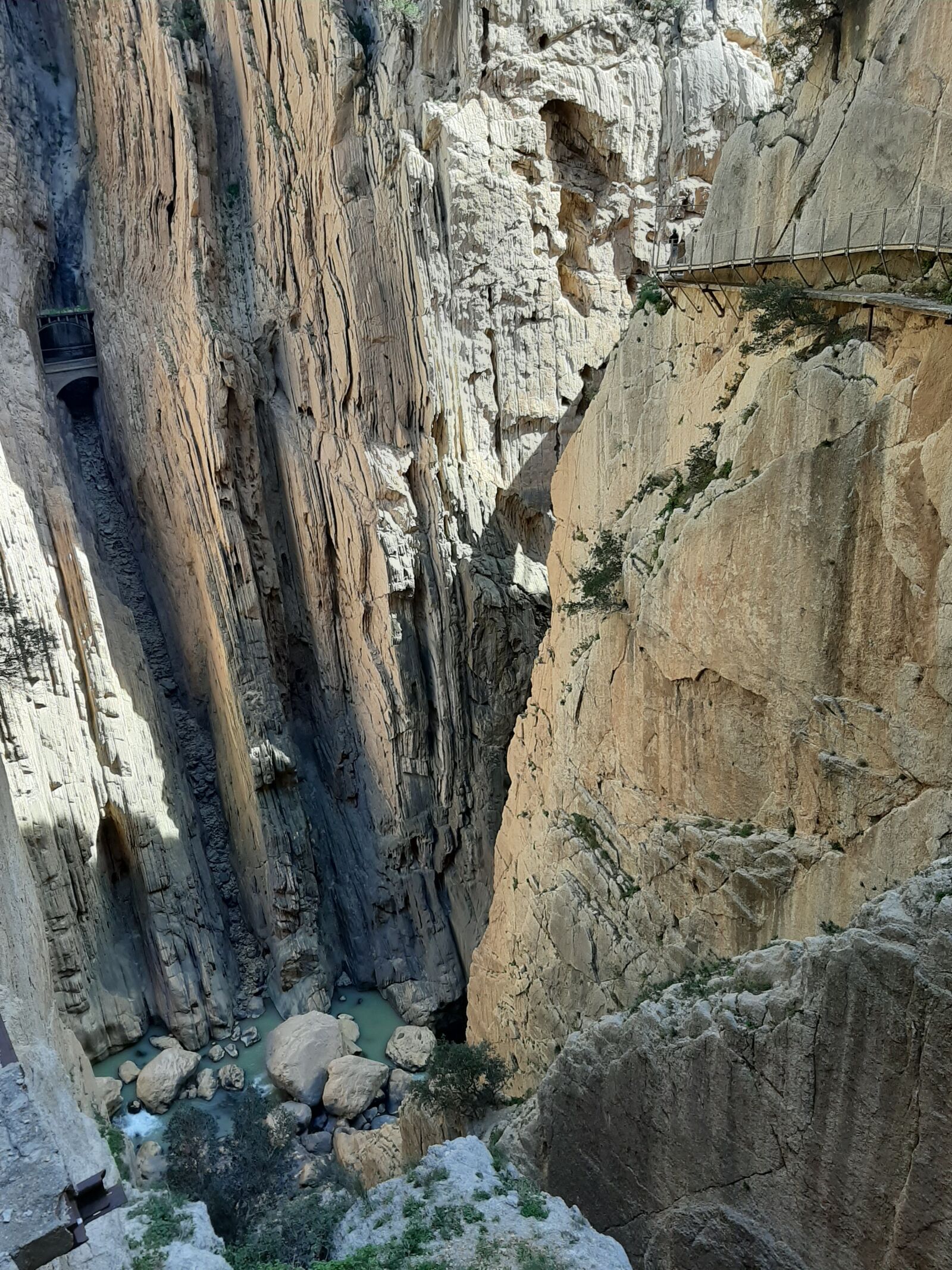 Samsung Galaxy A50 sample photo. Mountain, caminito, king photography