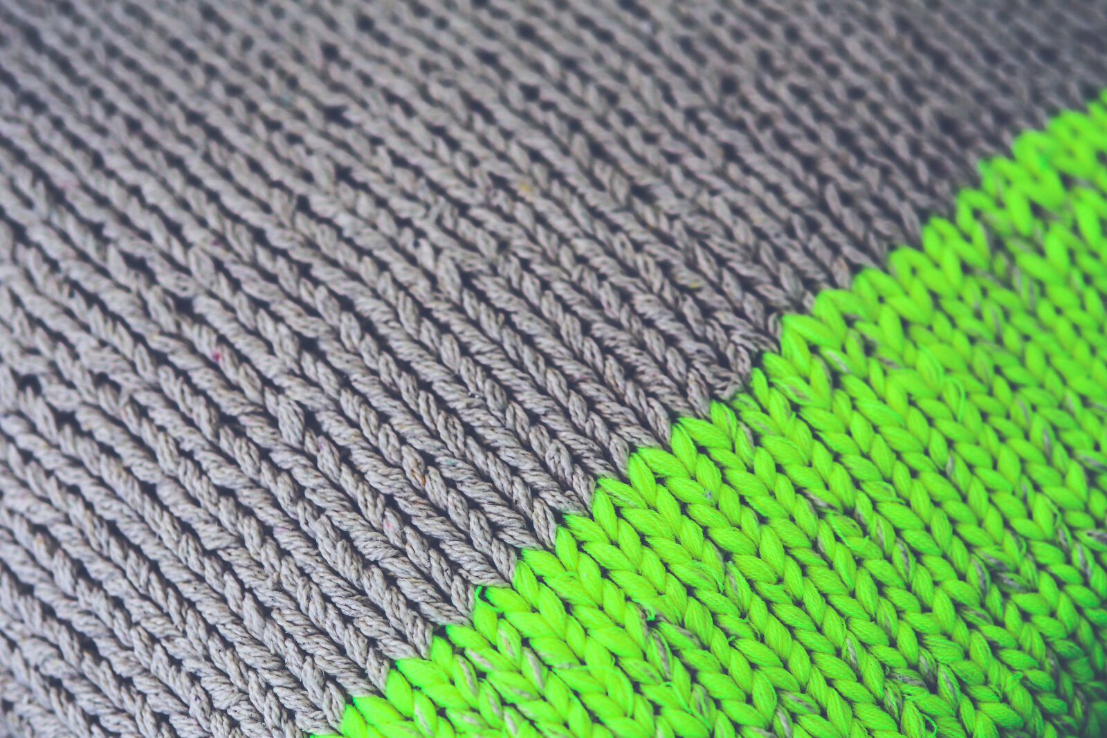 Sigma 85mm F1.4 EX DG HSM sample photo. Wool photography