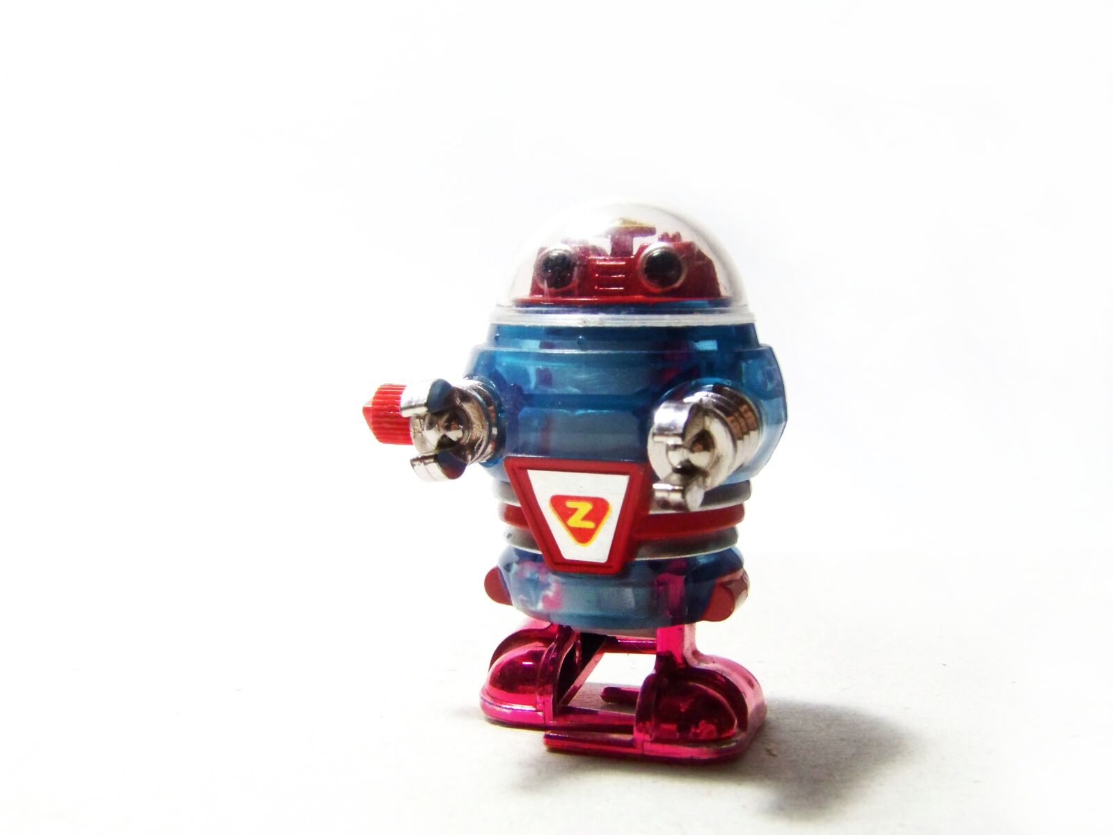 Kodak EASYSHARE ZD710 ZOOM DIGITAL CAMERA sample photo. Retro, robot, toy, vintage photography